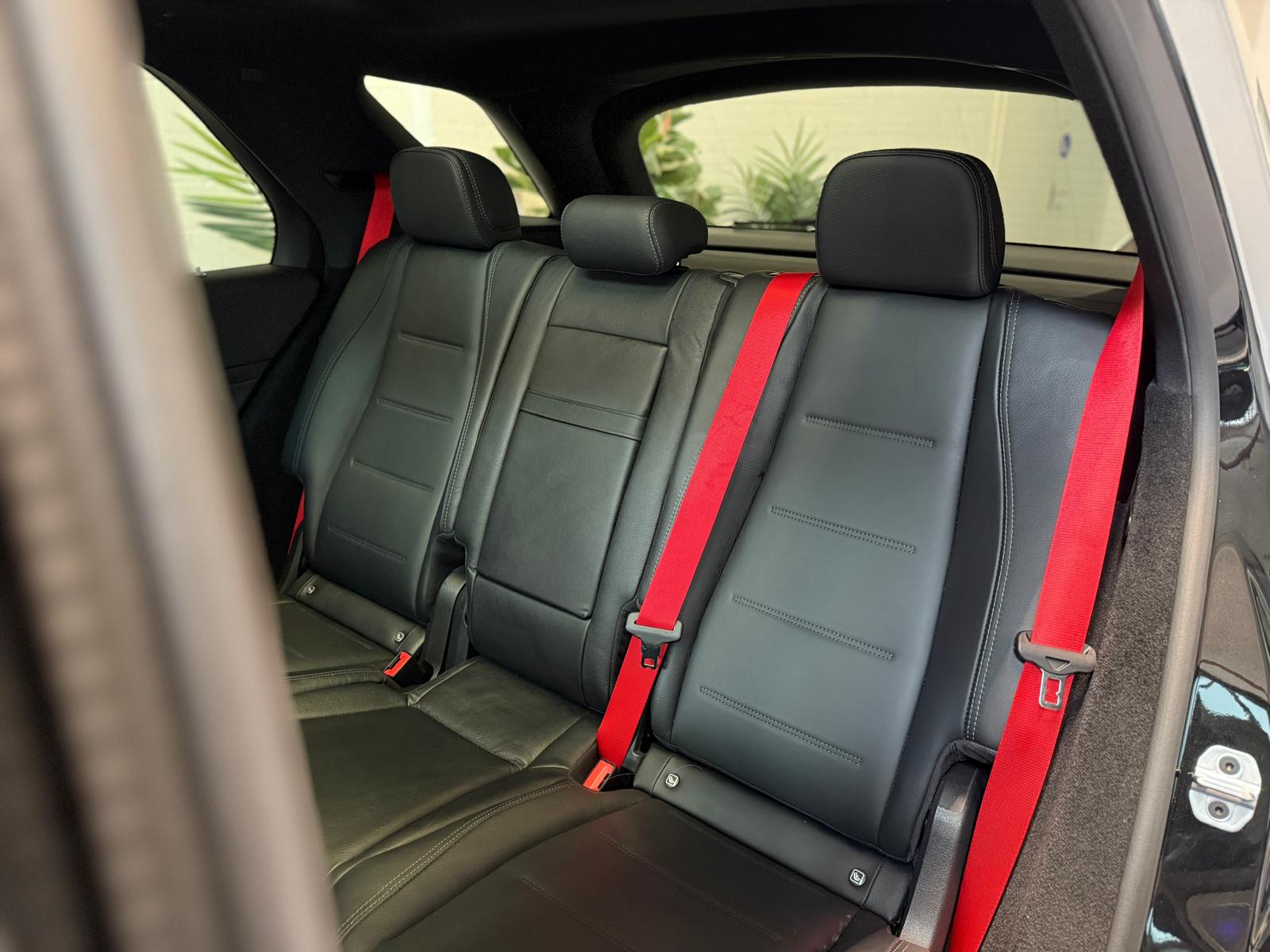 MERCEDES-BENZ GLE 400 d 4Matic AMG Line 9G-Tronic-image-12