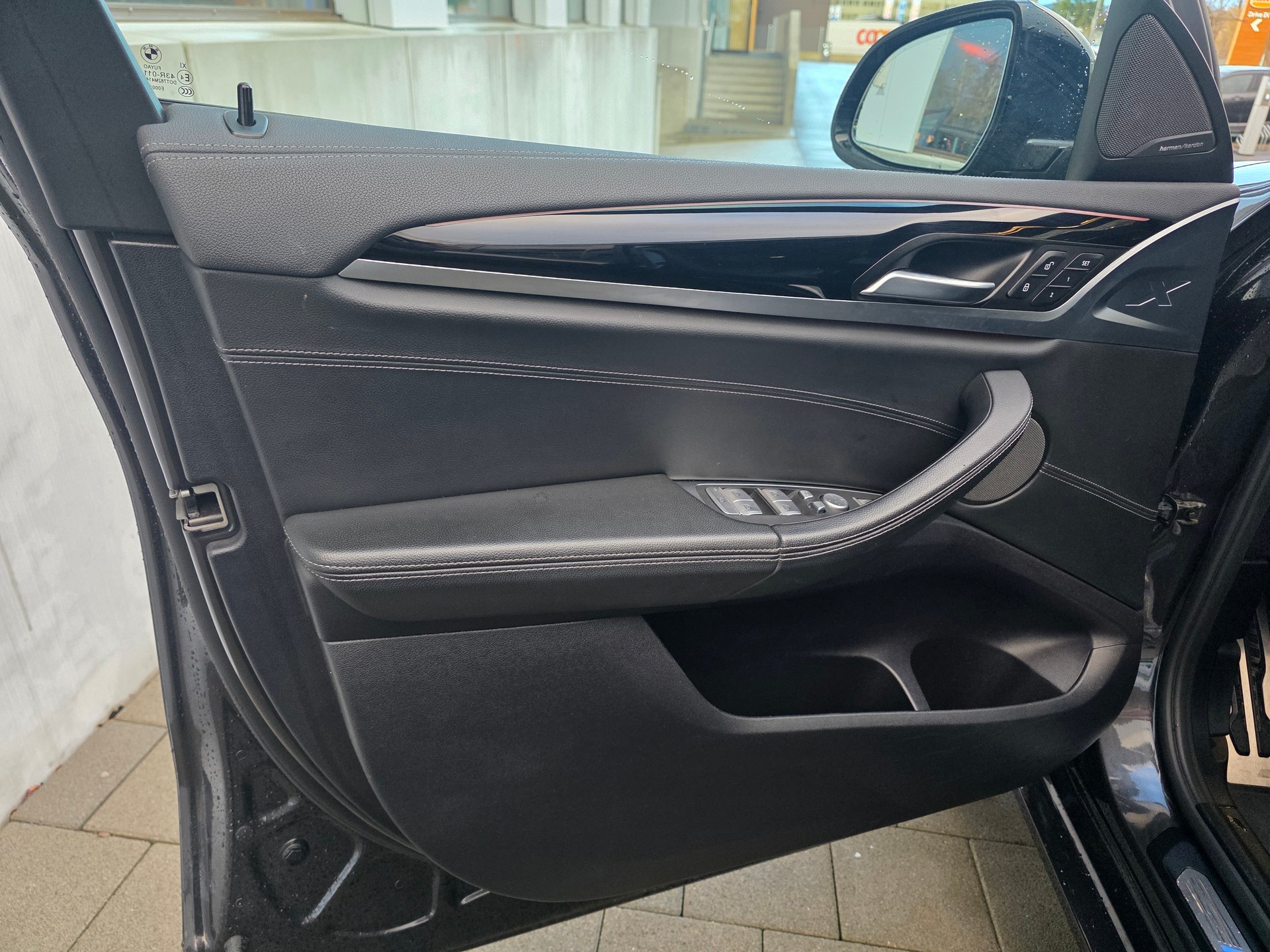 BMW X4 M40i Steptronic-image-8