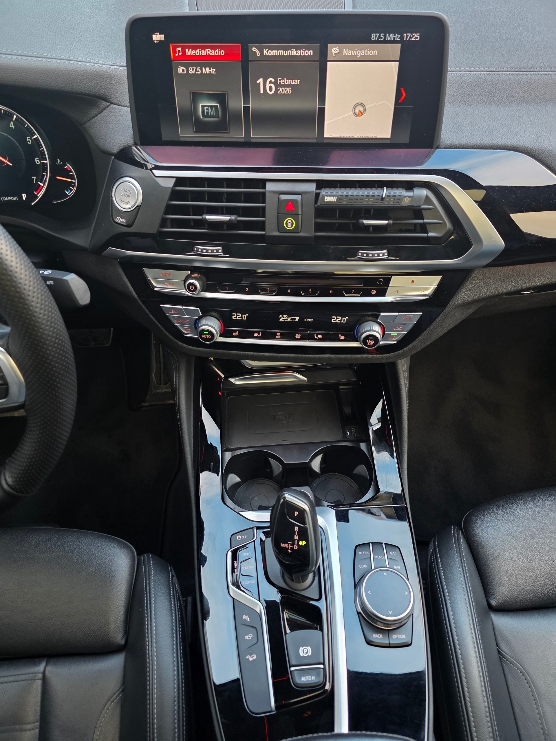 BMW X4 M40i Steptronic-image-12