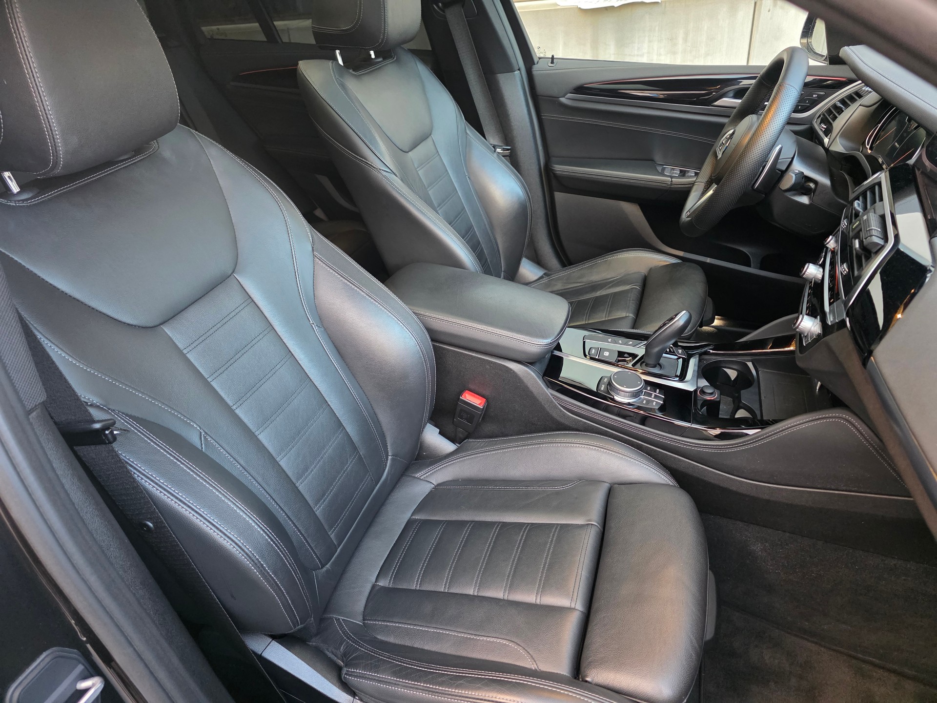 BMW X4 M40i Steptronic-image-14