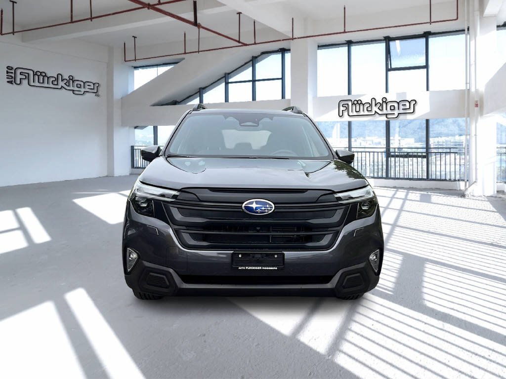 SUBARU Forester Station 2.0i e-Boxer Swiss Plus Model 2026-showroom-element-1