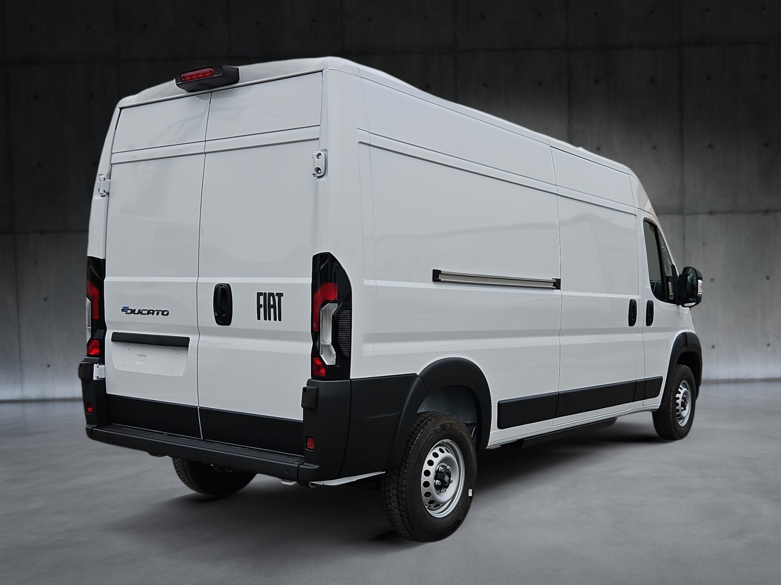 FIAT E-Ducato Maxi 42.5 110kWh L3H2-showroom-element-3