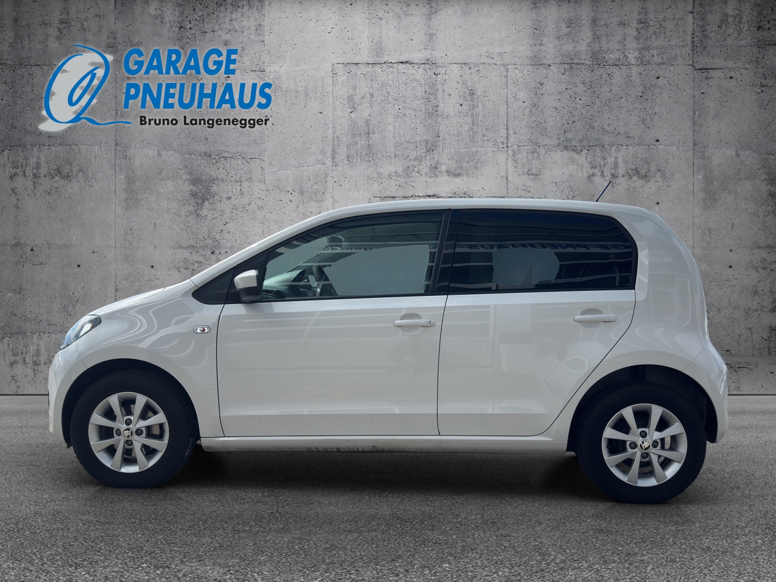 SKODA Citigo 1.0 Sport ASG-image-15