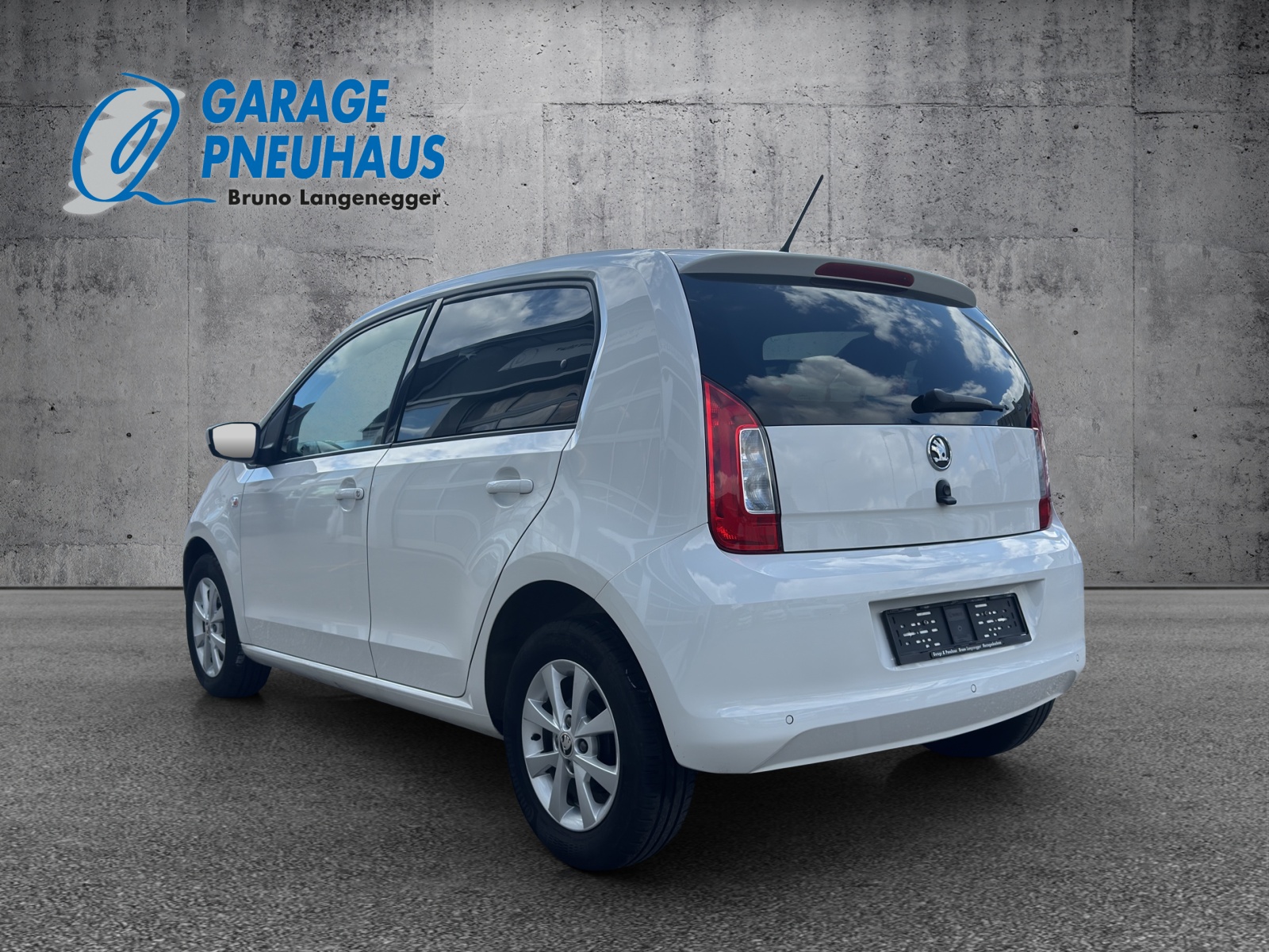 SKODA Citigo 1.0 Sport ASG-image-4