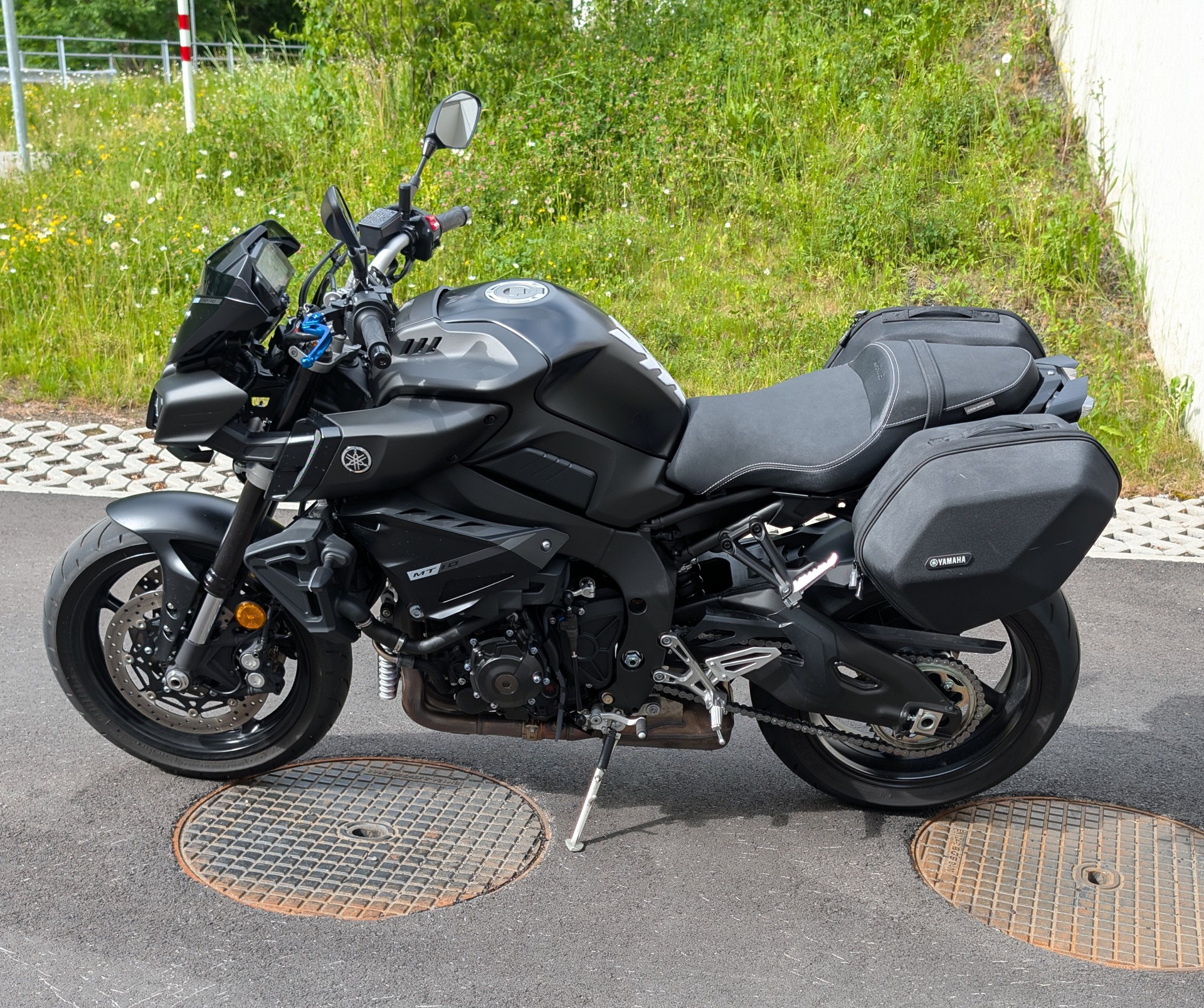 YAMAHA MT-10 ABS-image-5