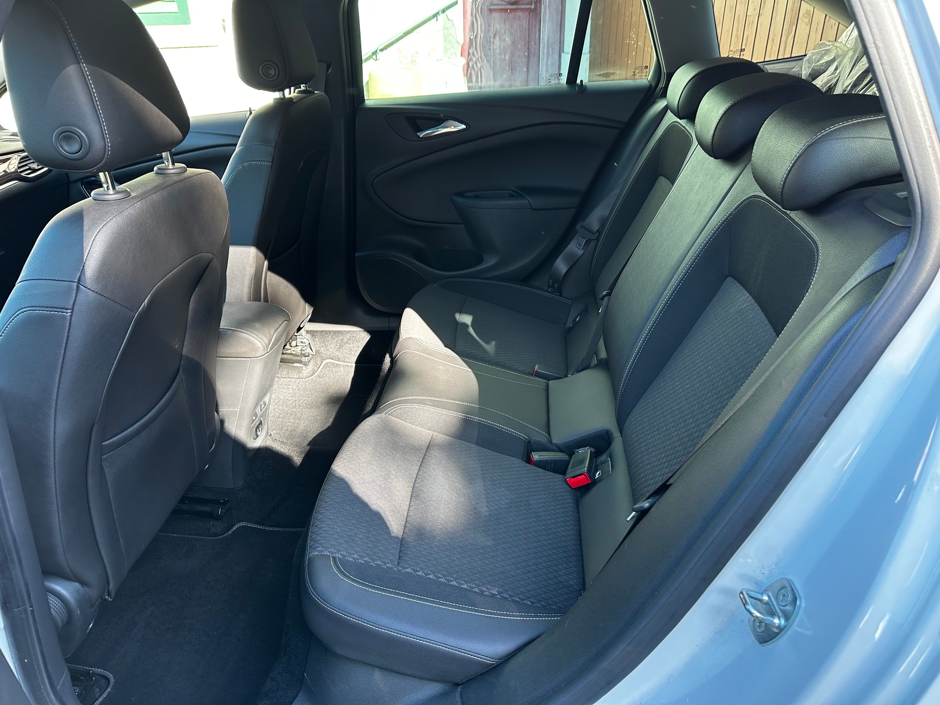 OPEL Astra Sports Tourer 1.6 CDTi ecoF Excellence Autom-image-6