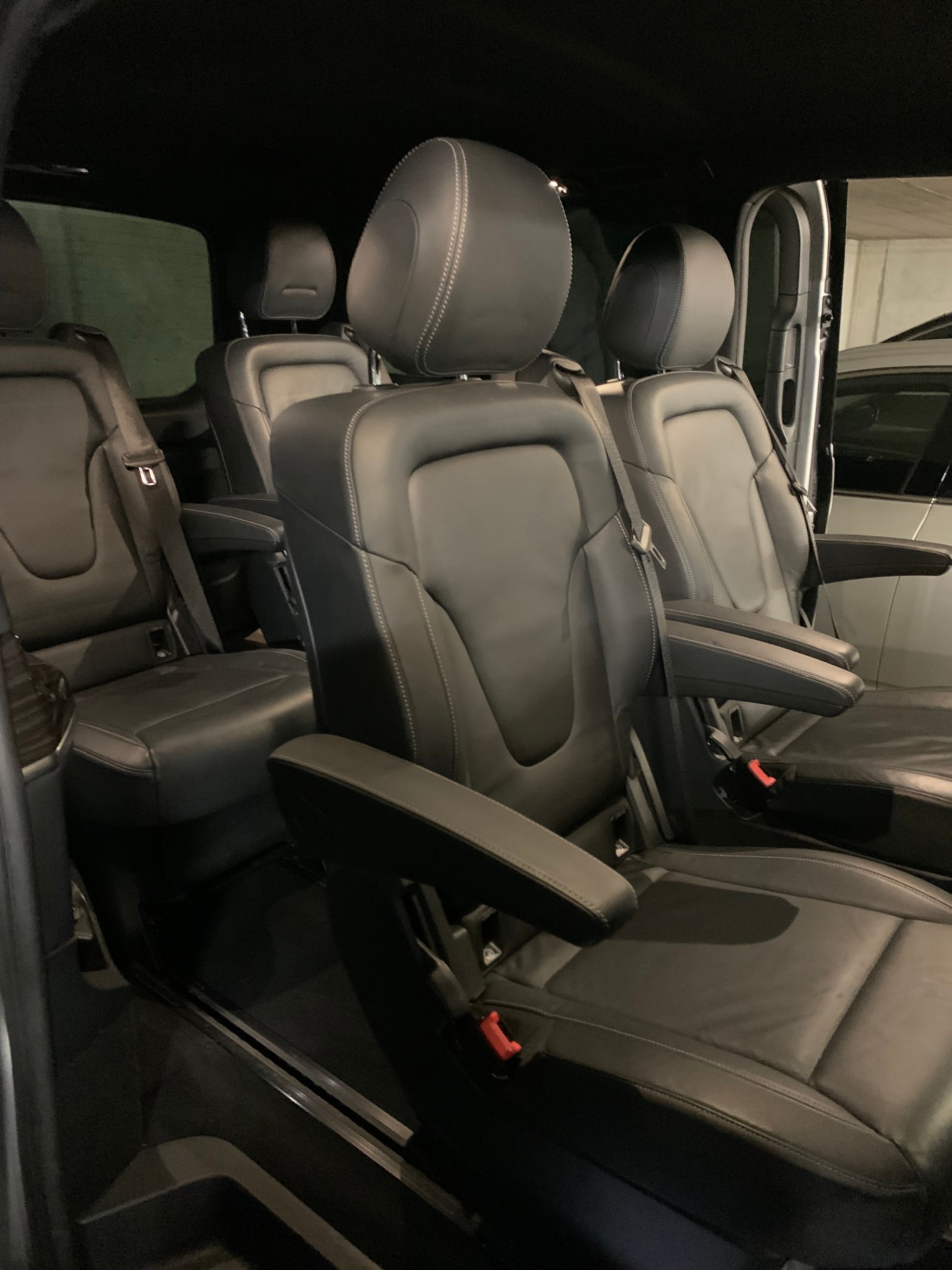 MERCEDES-BENZ V 250 d BlueTec Avant. lang 4m-image-3