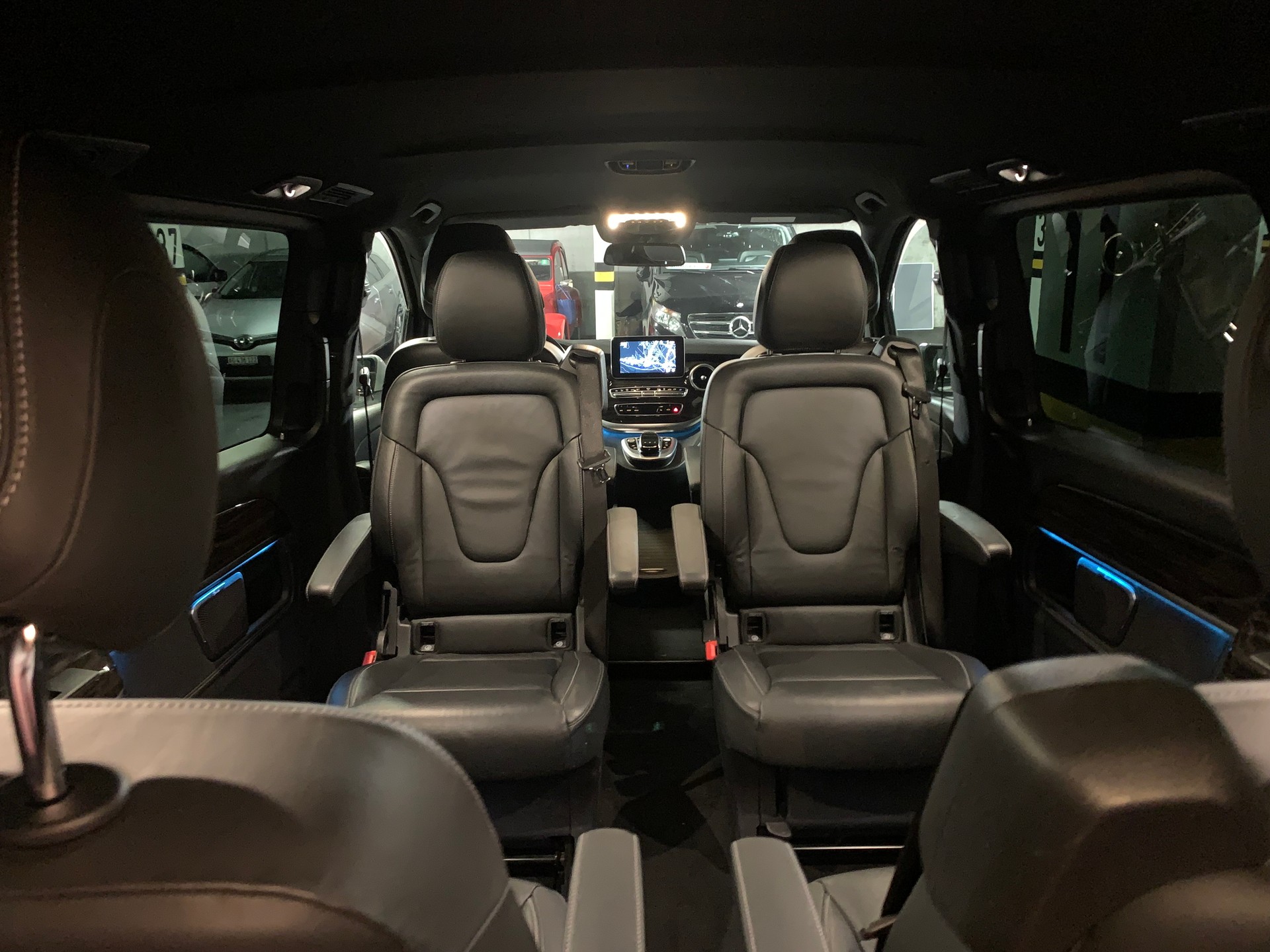 MERCEDES-BENZ V 250 d BlueTec Avant. lang 4m-image-10
