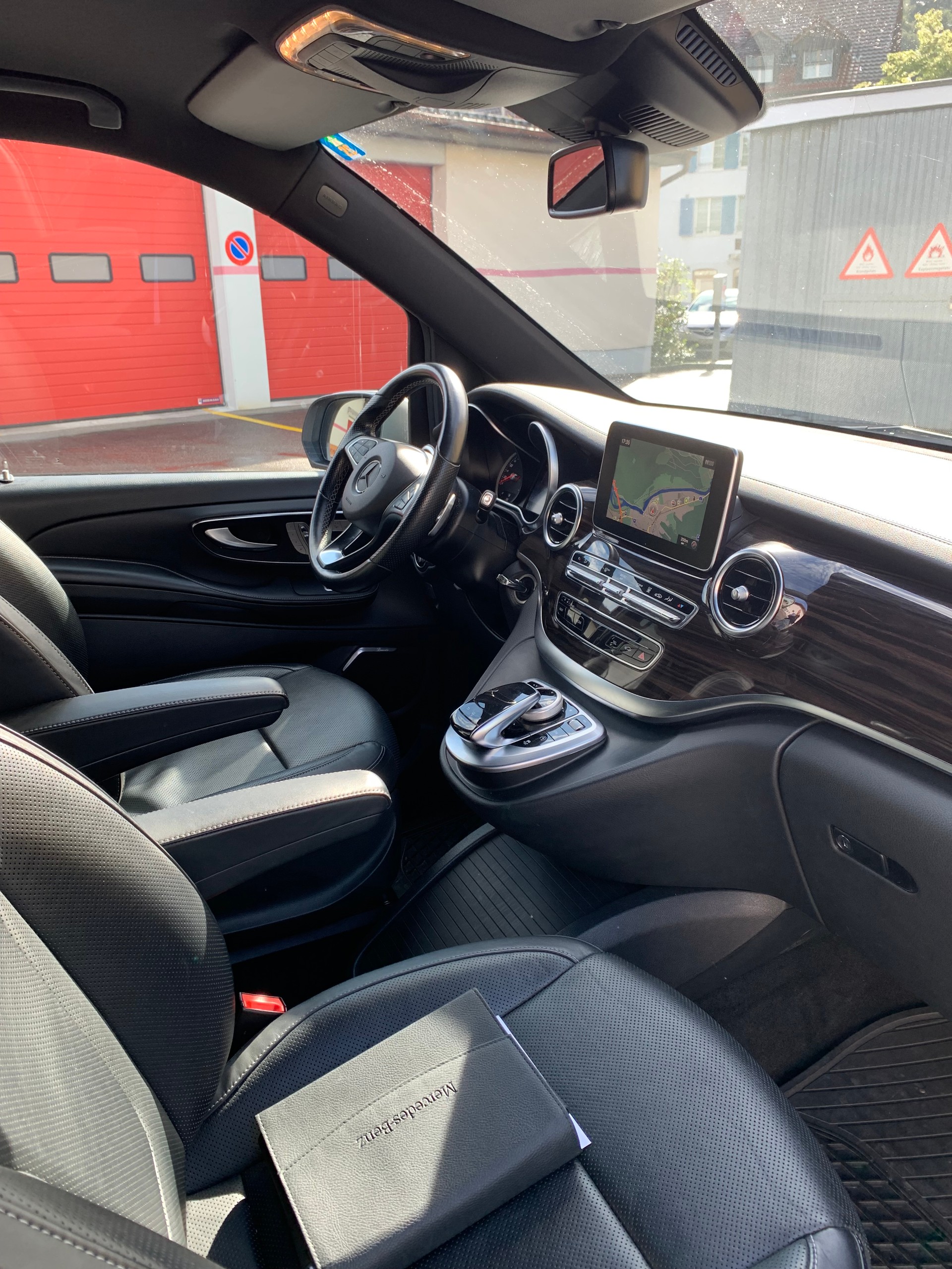 MERCEDES-BENZ V 250 d BlueTec Avant. lang 4m-image-7