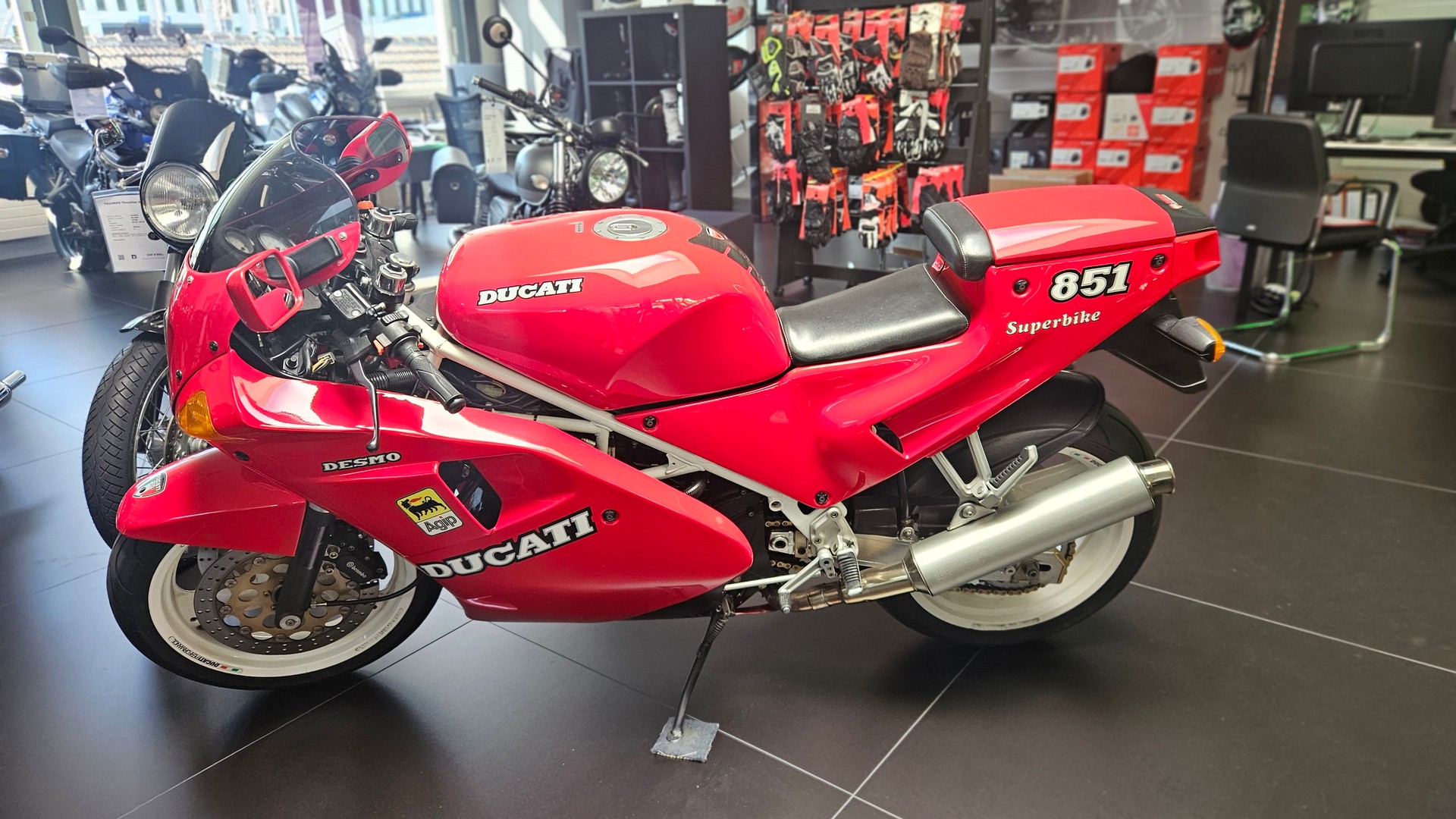 DUCATI 851 Superbike-image-0