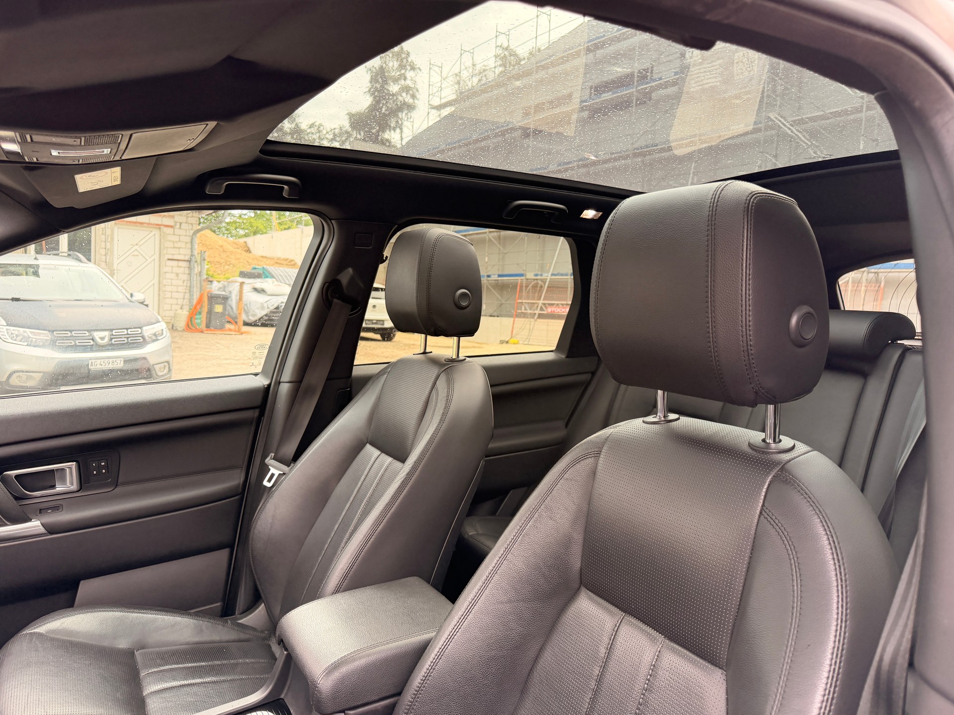 LAND ROVER Discovery Sport 2.0 TD4 HSE Luxury AT9-image-8