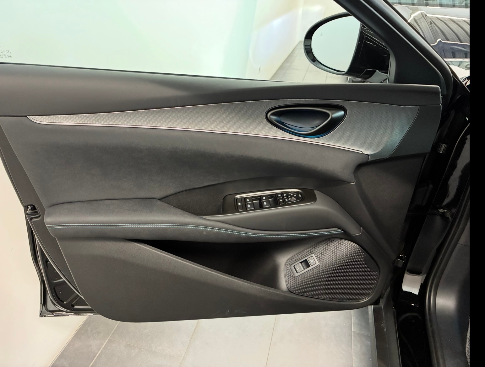 BYD Seal 6 DM-i Touring Comfort-image-16