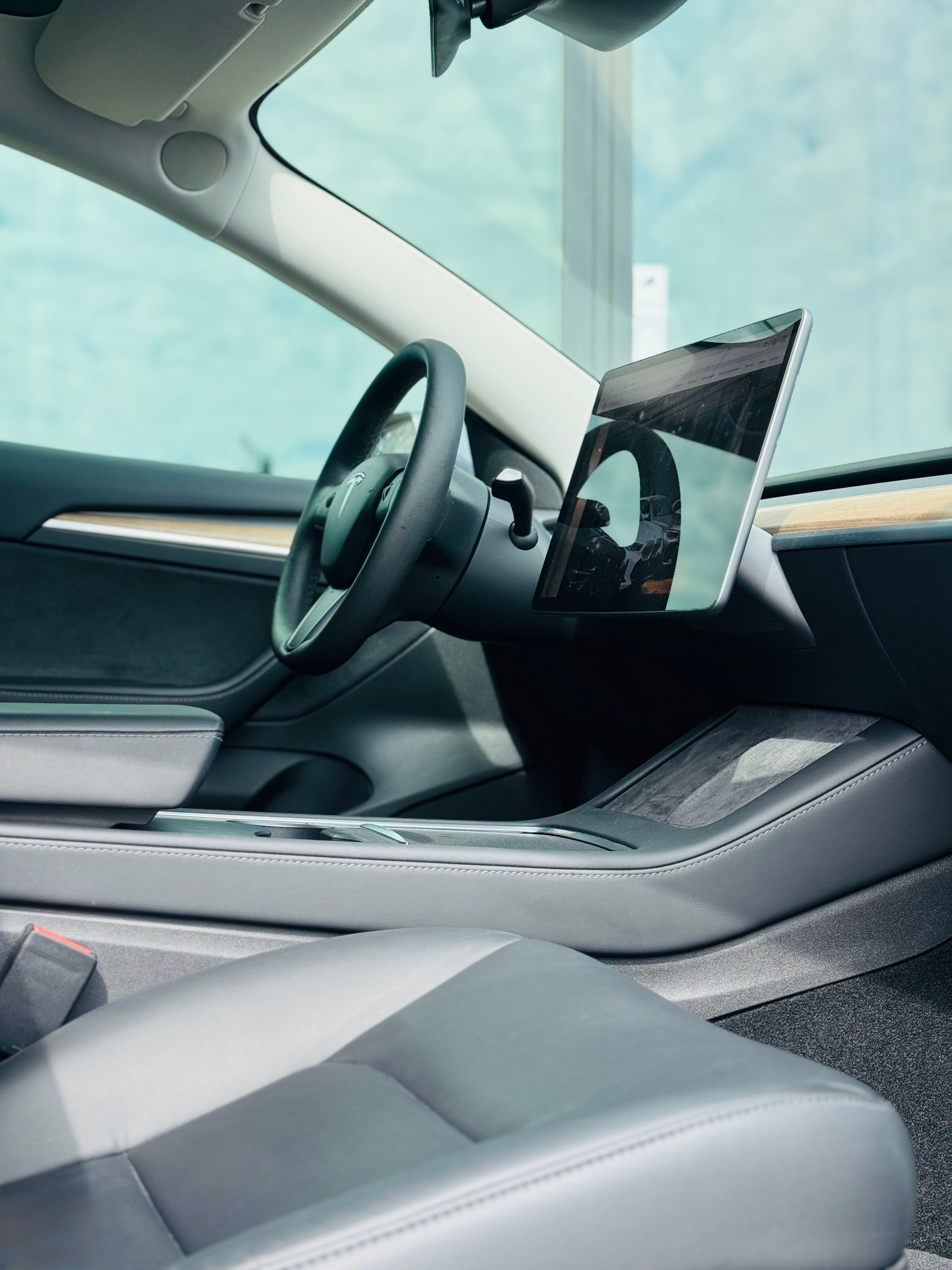 TESLA Model 3 Long Range Dual Motor AWD-image-9