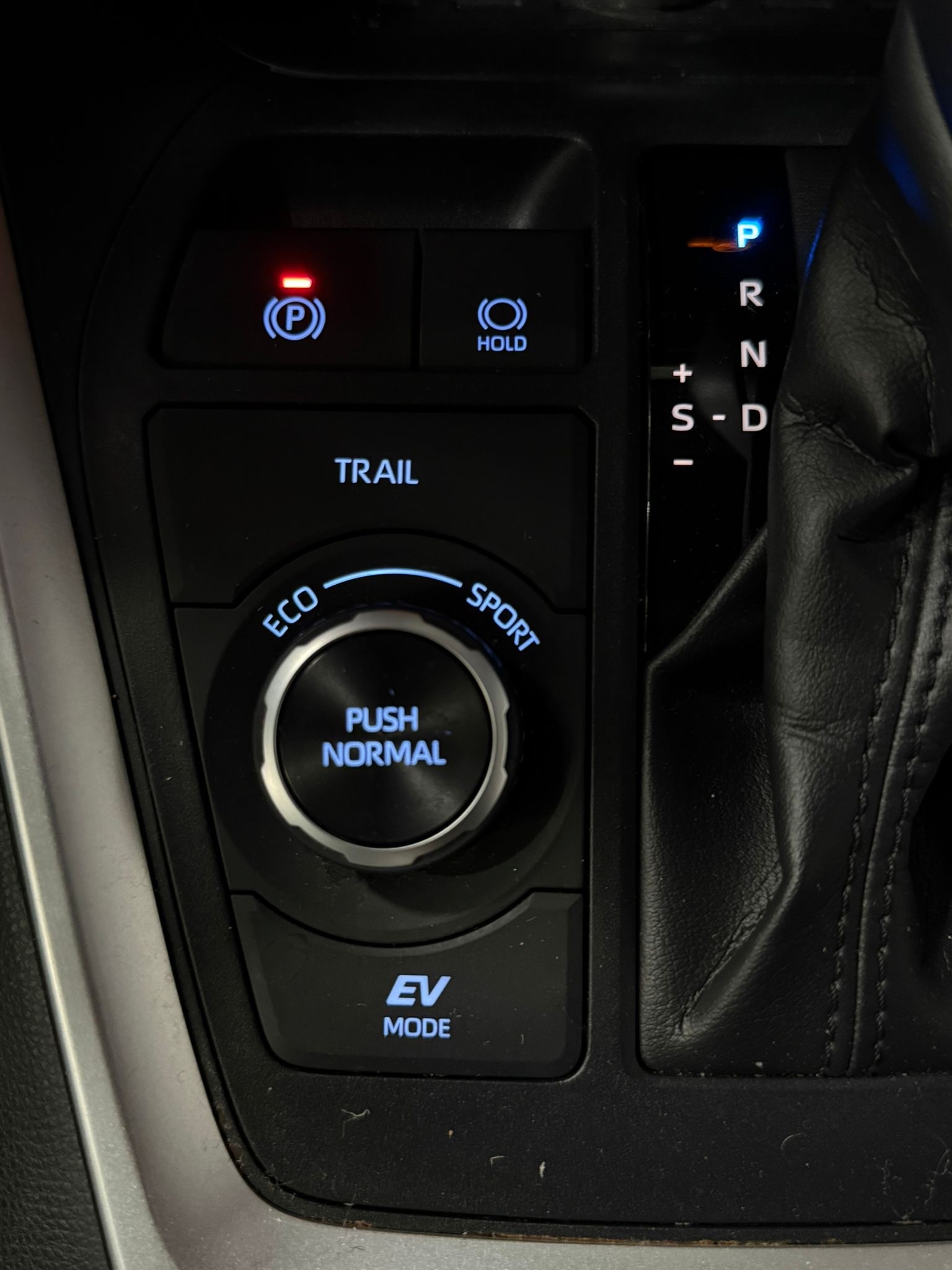 TOYOTA RAV-4 2.5 HSD Trend e-CVT 4WD-image-20