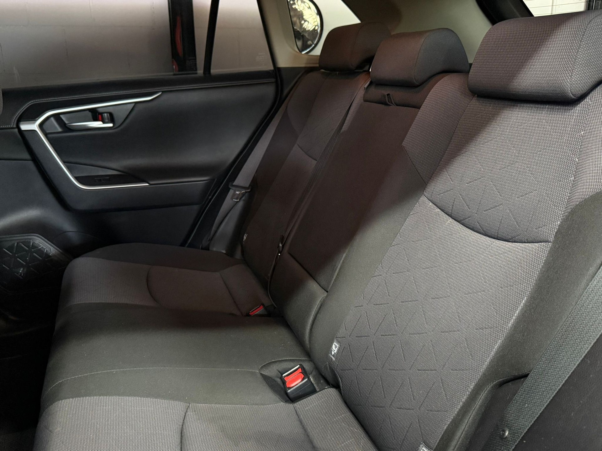 TOYOTA RAV-4 2.5 HSD Trend e-CVT 4WD-image-15