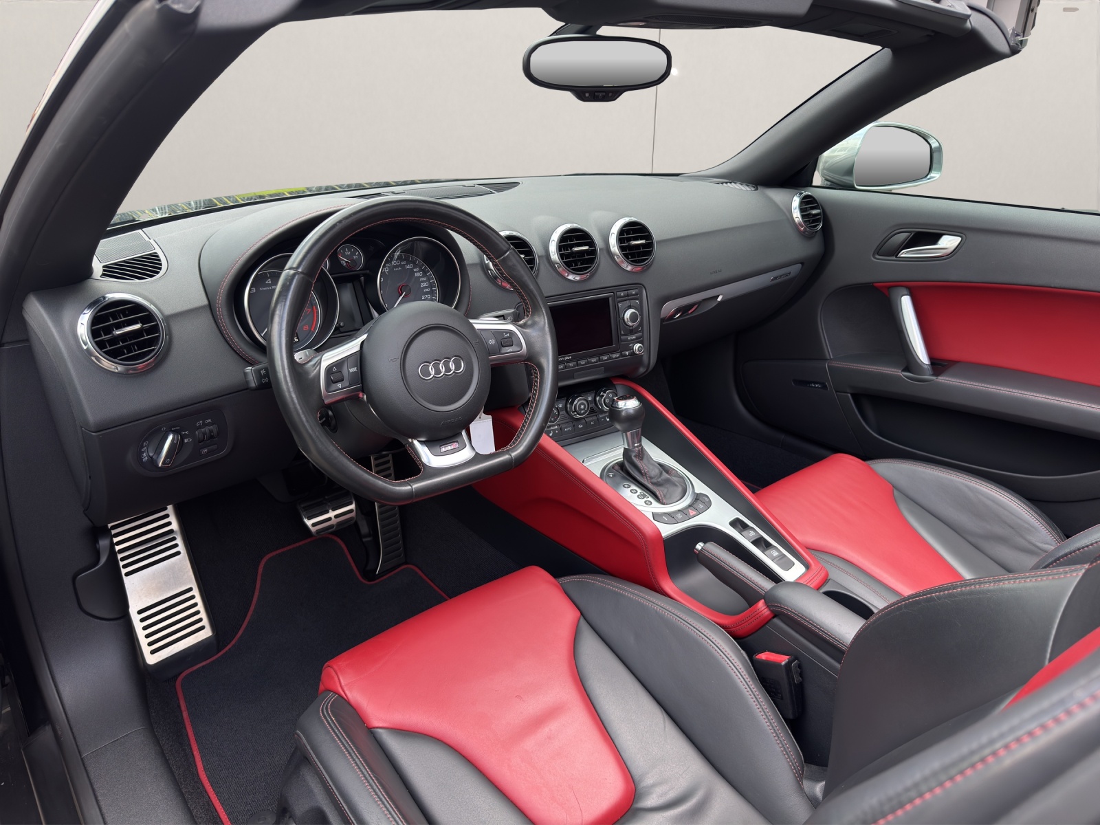 AUDI TTS Roadster 2.0 TFSI quattro S-tronic-image-10