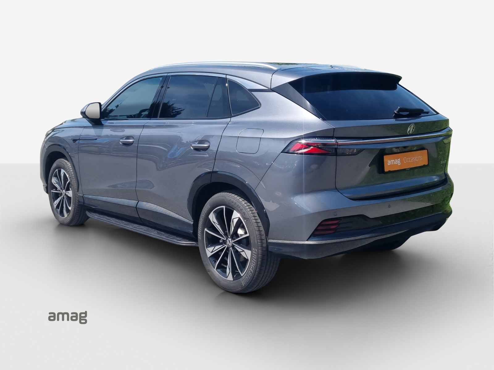MG HS 1.5 T PHEV Luxury-showroom-element-2