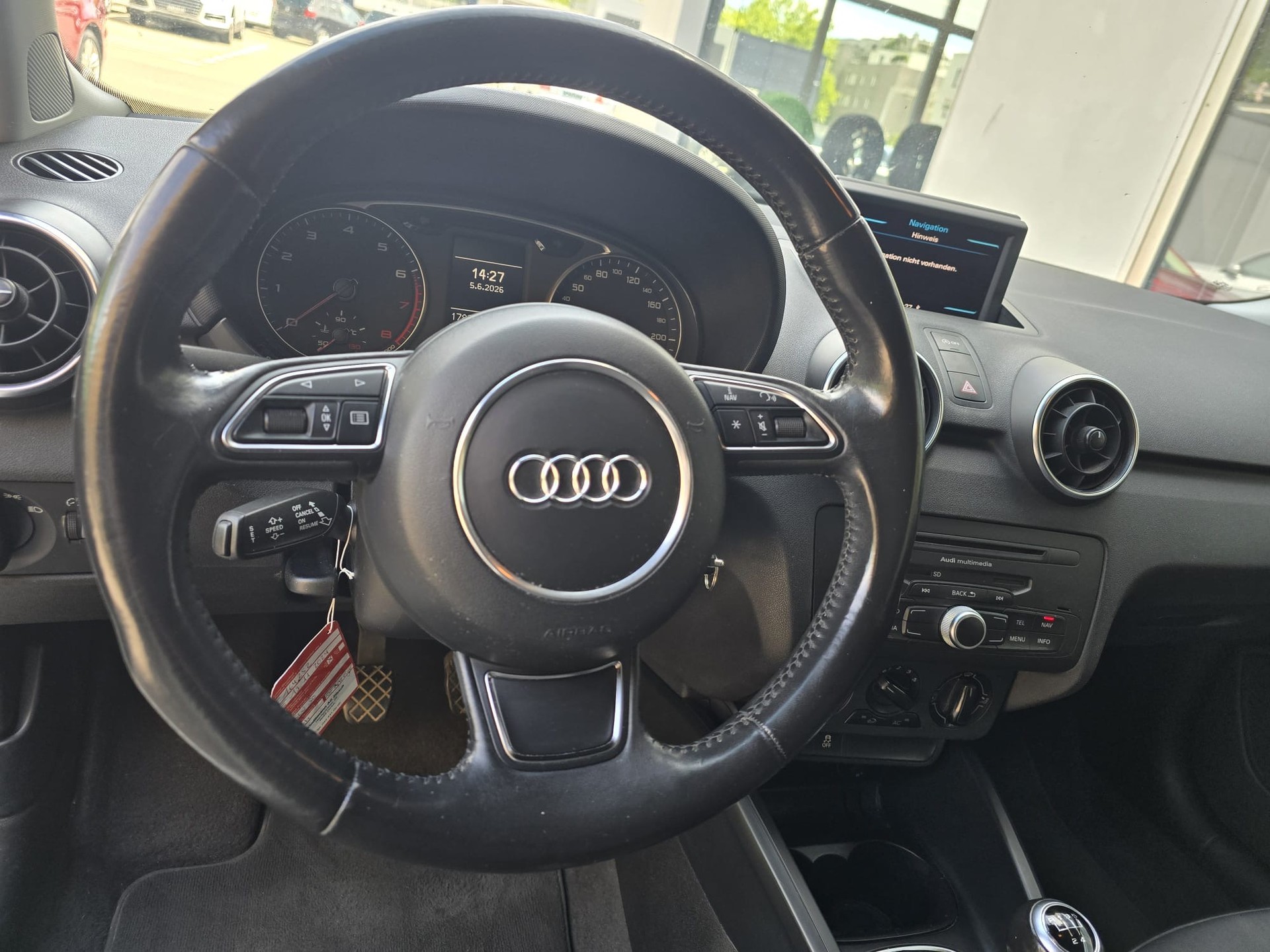 AUDI A1 1.2 TFSI Ambition-image-14