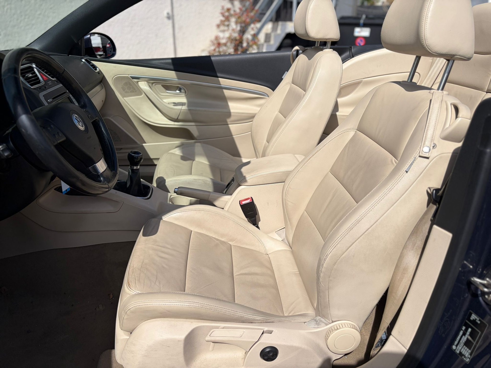VW Eos 2.0 FSI-image-8