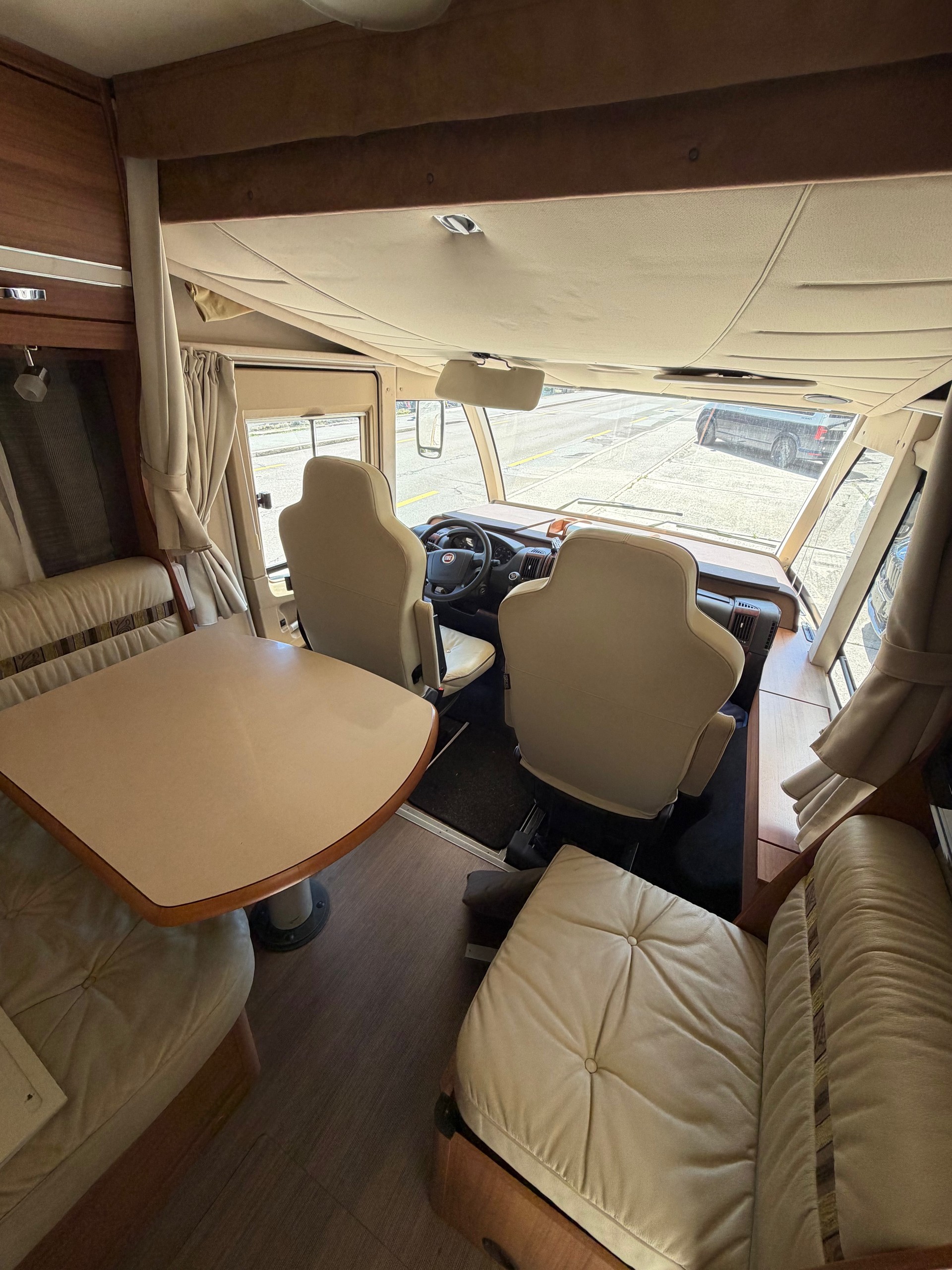 EURA MOBIL 114-image-9
