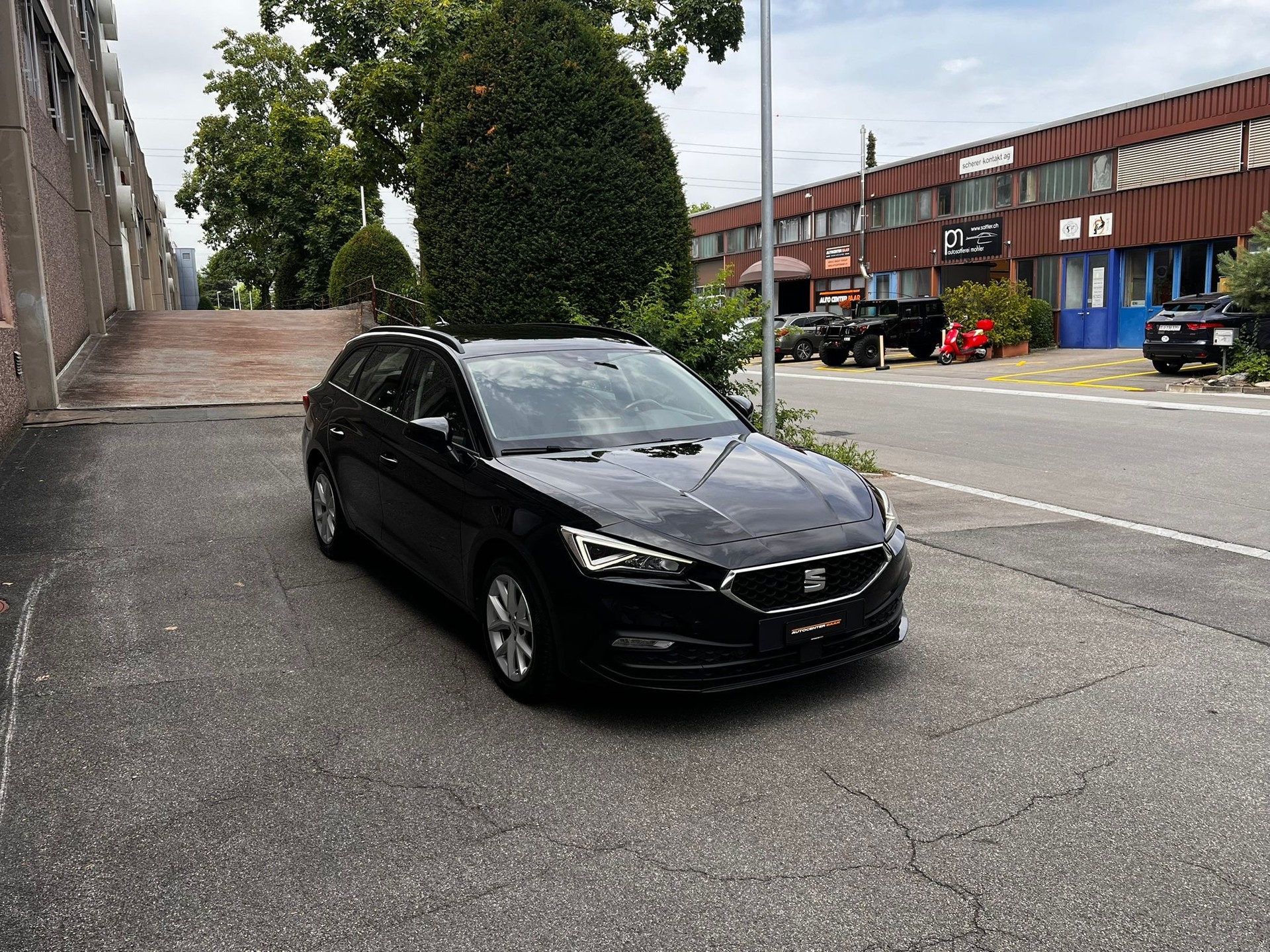 SEAT Leon ST 2.0 TDI EVO DSG 4Drive Style-showroom-element-3
