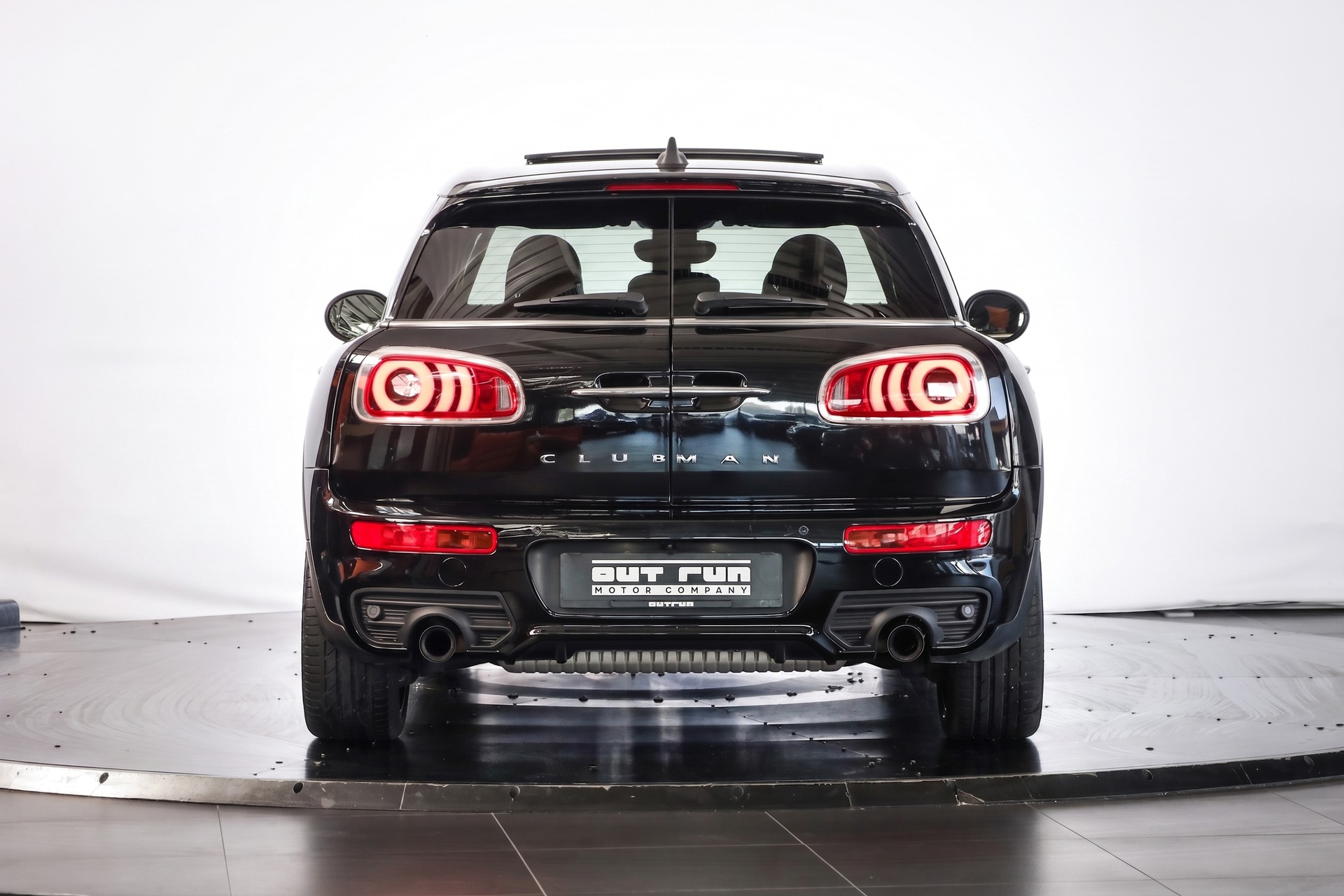 MINI Clubman Cooper John Cooper Works ALL4 Steptronic-showroom-element-2