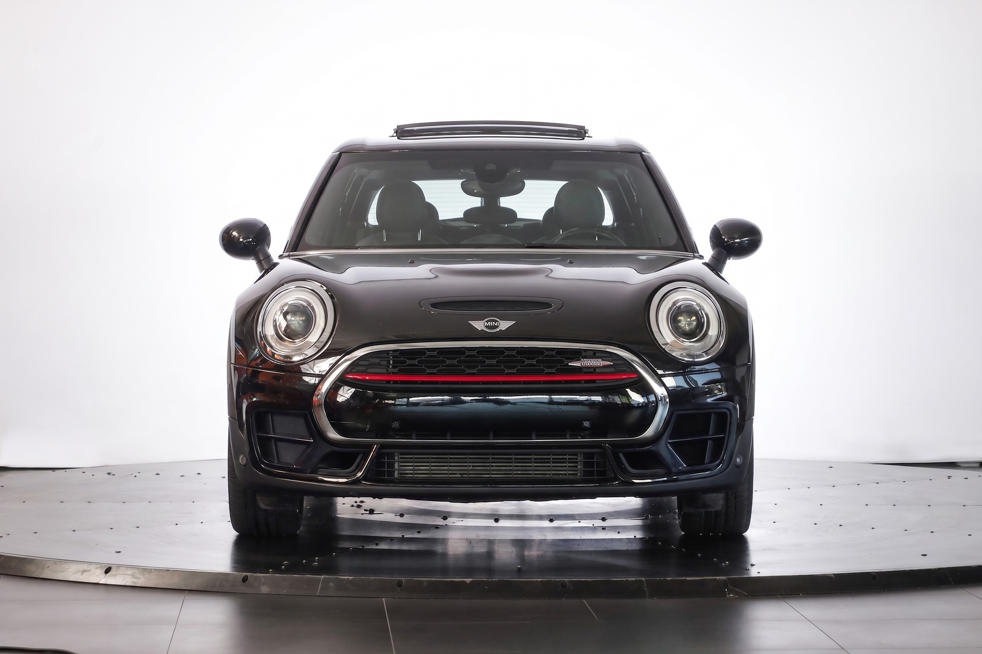 MINI Clubman Cooper John Cooper Works ALL4 Steptronic-showroom-element-1