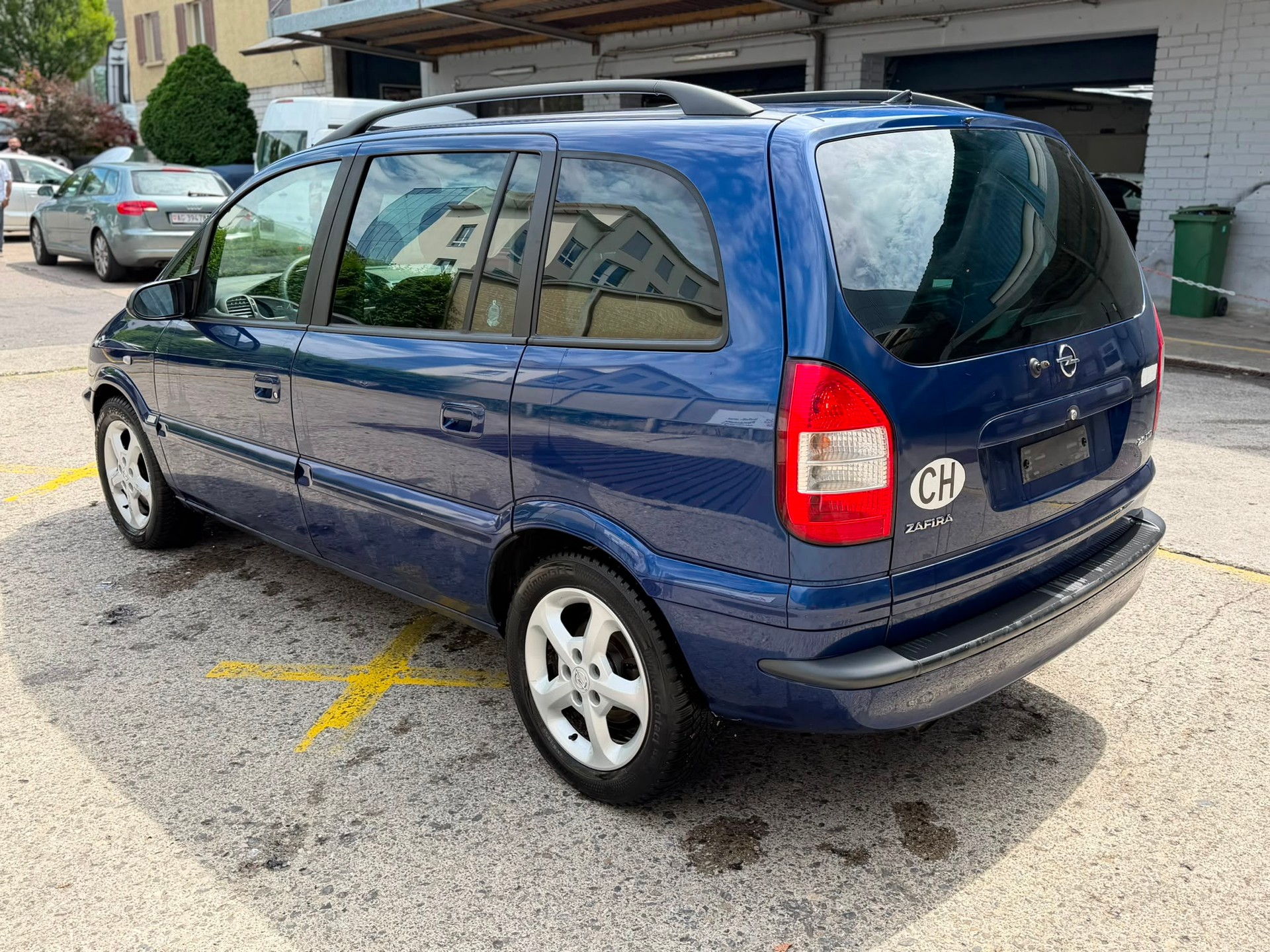 OPEL Zafira 2.0 DTi Elegance-image-4