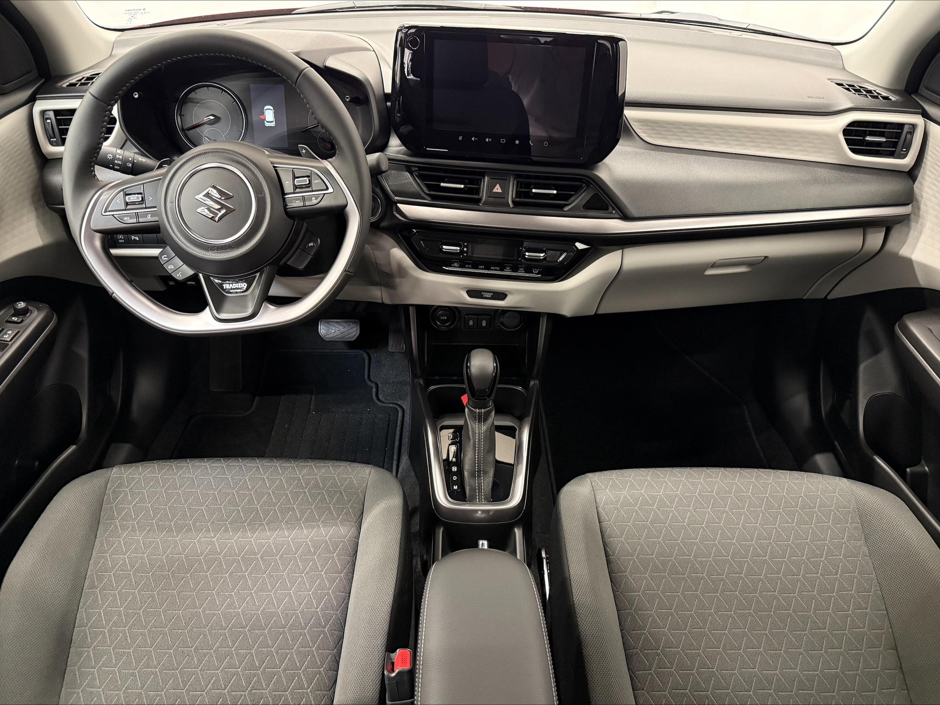 SUZUKI Swift 1.2 Tradizio Top Hybrid-image-9