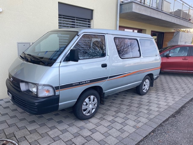 TOYOTA YR 22 LG-MDSEW Wagon