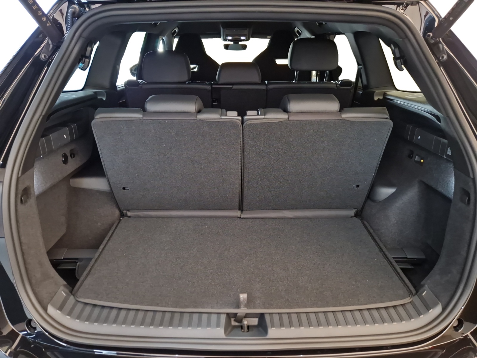 SKODA Kodiaq 2.0 TSI RS 4x4-image-14