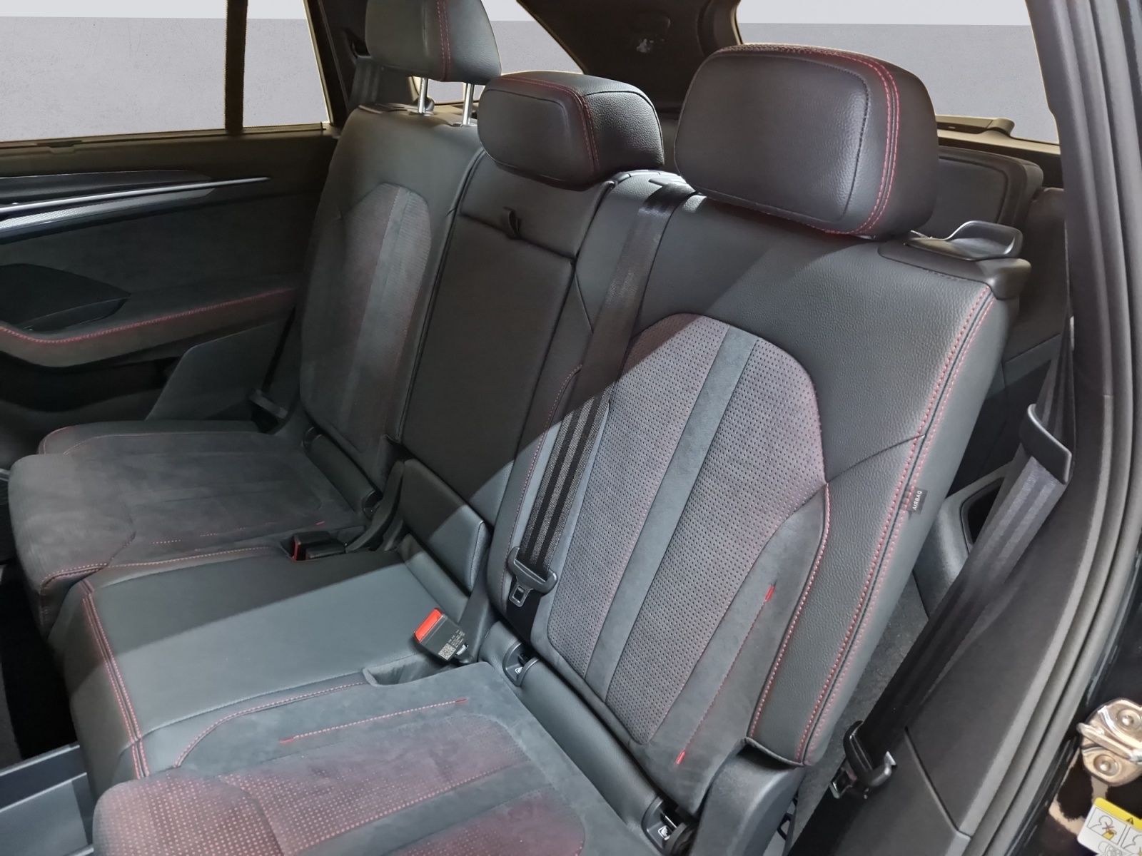 SKODA Kodiaq 2.0 TSI RS 4x4-image-13