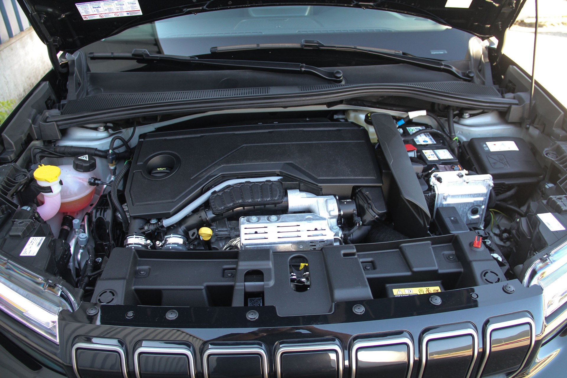 JEEP Avenger 1.2 Turbo MHEV Summit Sky ⭐⭐⭐⭐⭐-image-19