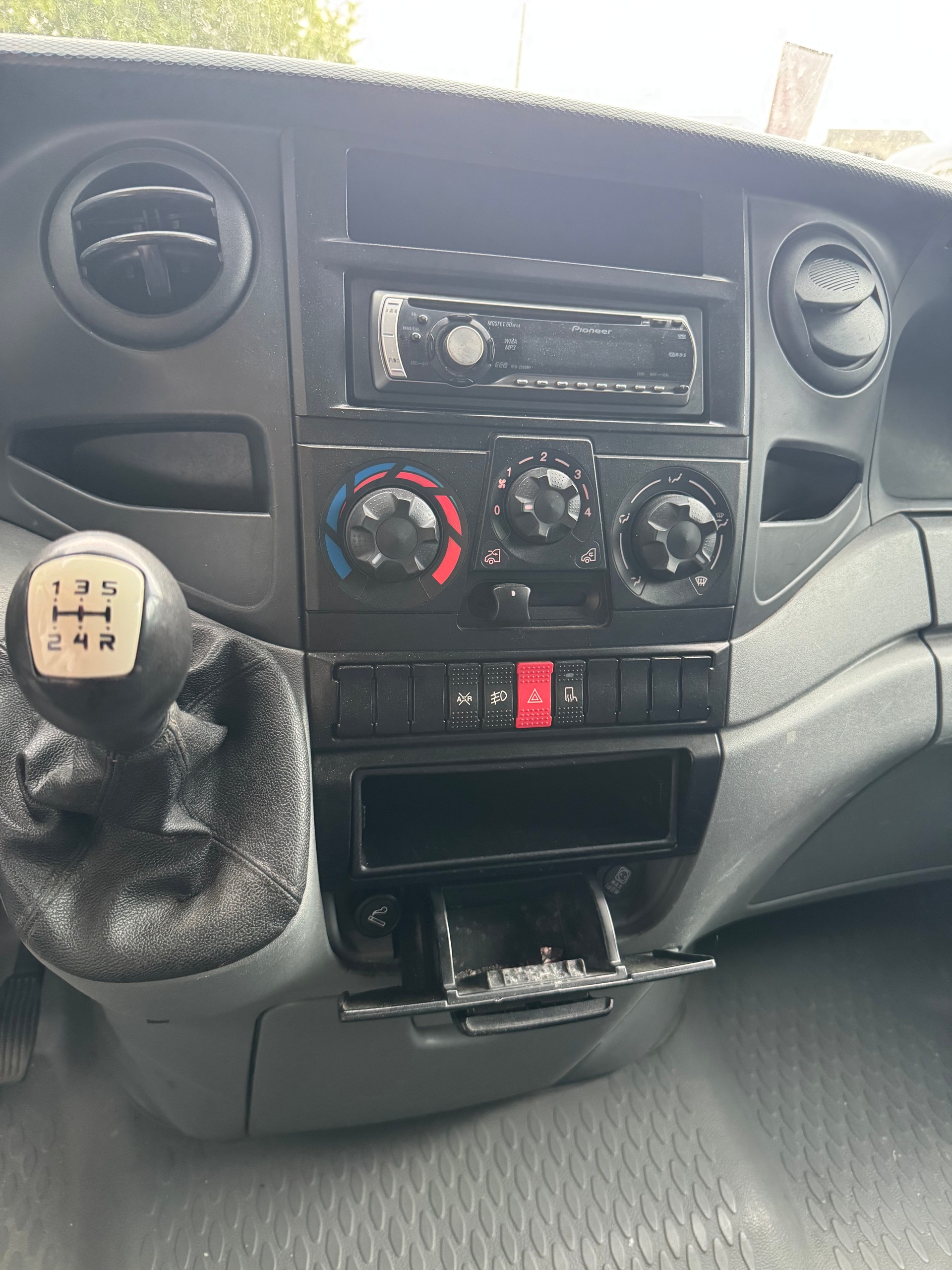 IVECO 35 C 12 GCBA17A1B1-image-11