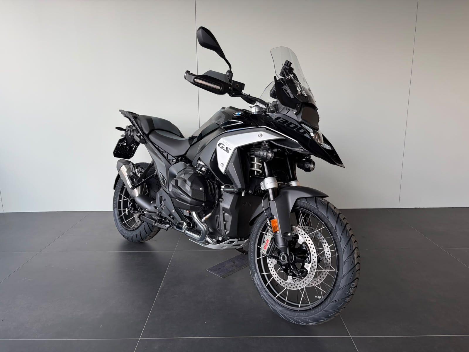 BMW R 1300 GS ASA - mit 2.94%-Leasing ab 289.-/Monat möglich*-showroom-element-3