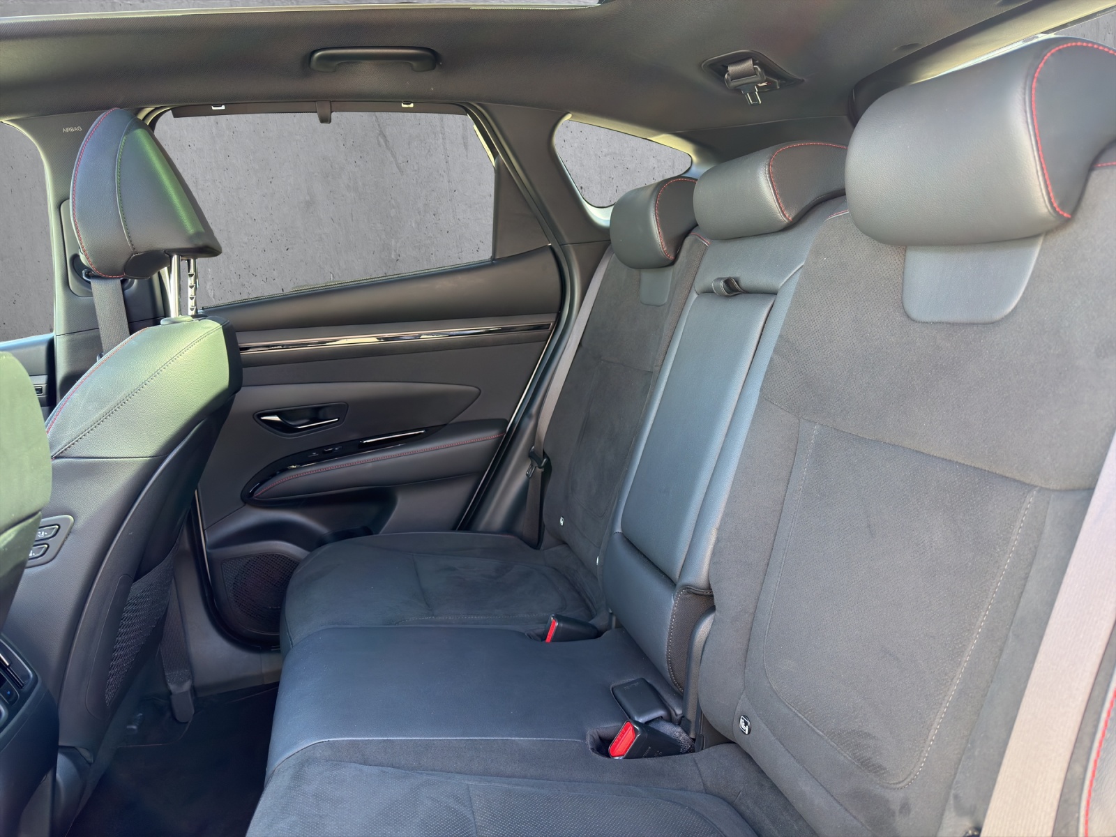 HYUNDAI Tucson 1.6 T-GDi PHEV N-Line LUX.pack 4WD-image-12