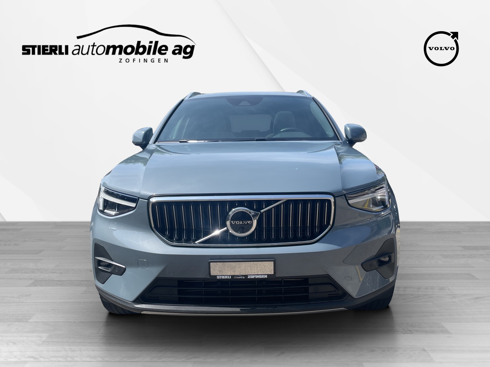 VOLVO XC40 1.5 T5 PiH Ultimate Bright-showroom-element-1