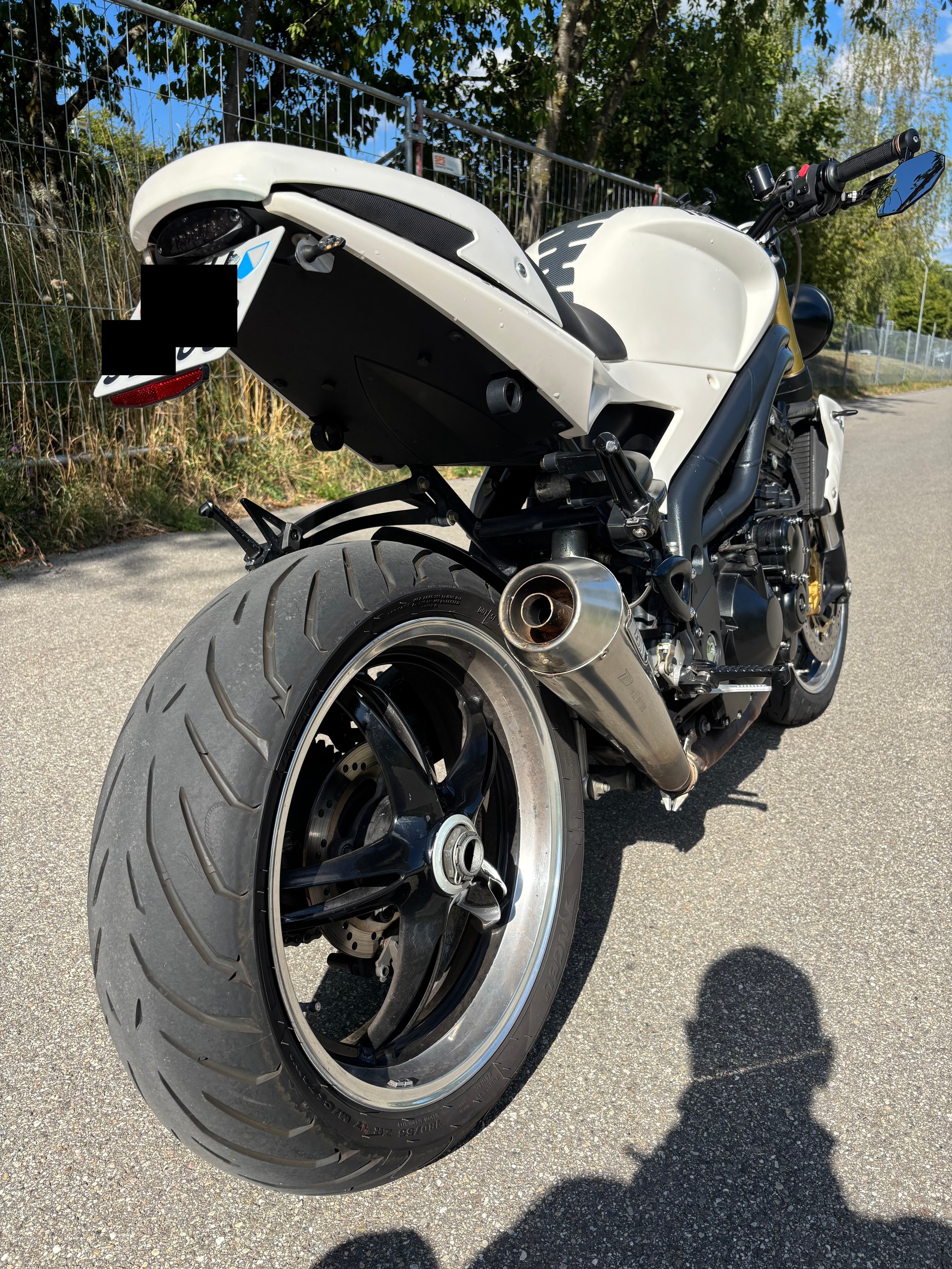 TRIUMPH Speed Triple 1050-image-13