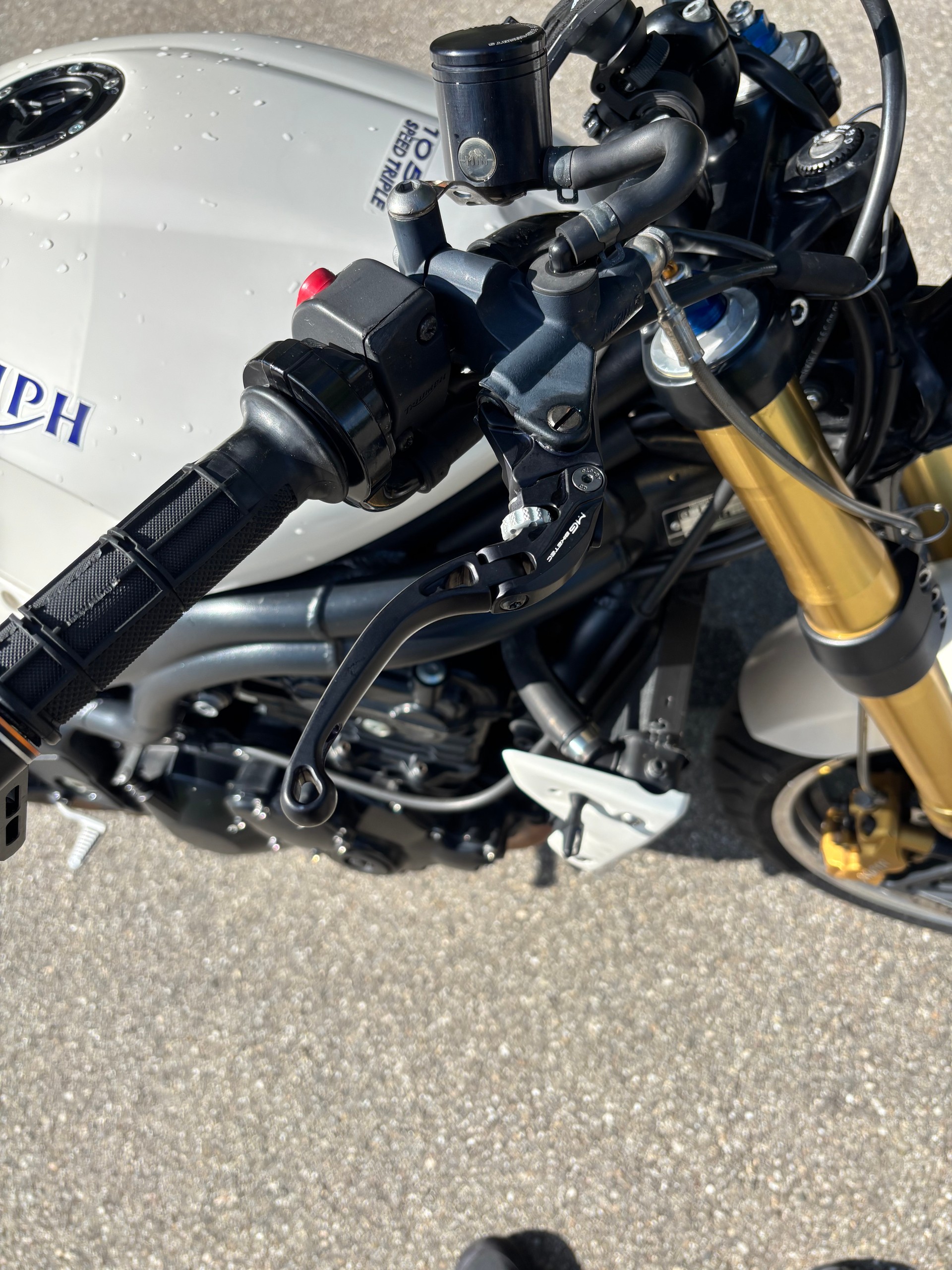 TRIUMPH Speed Triple 1050-image-7