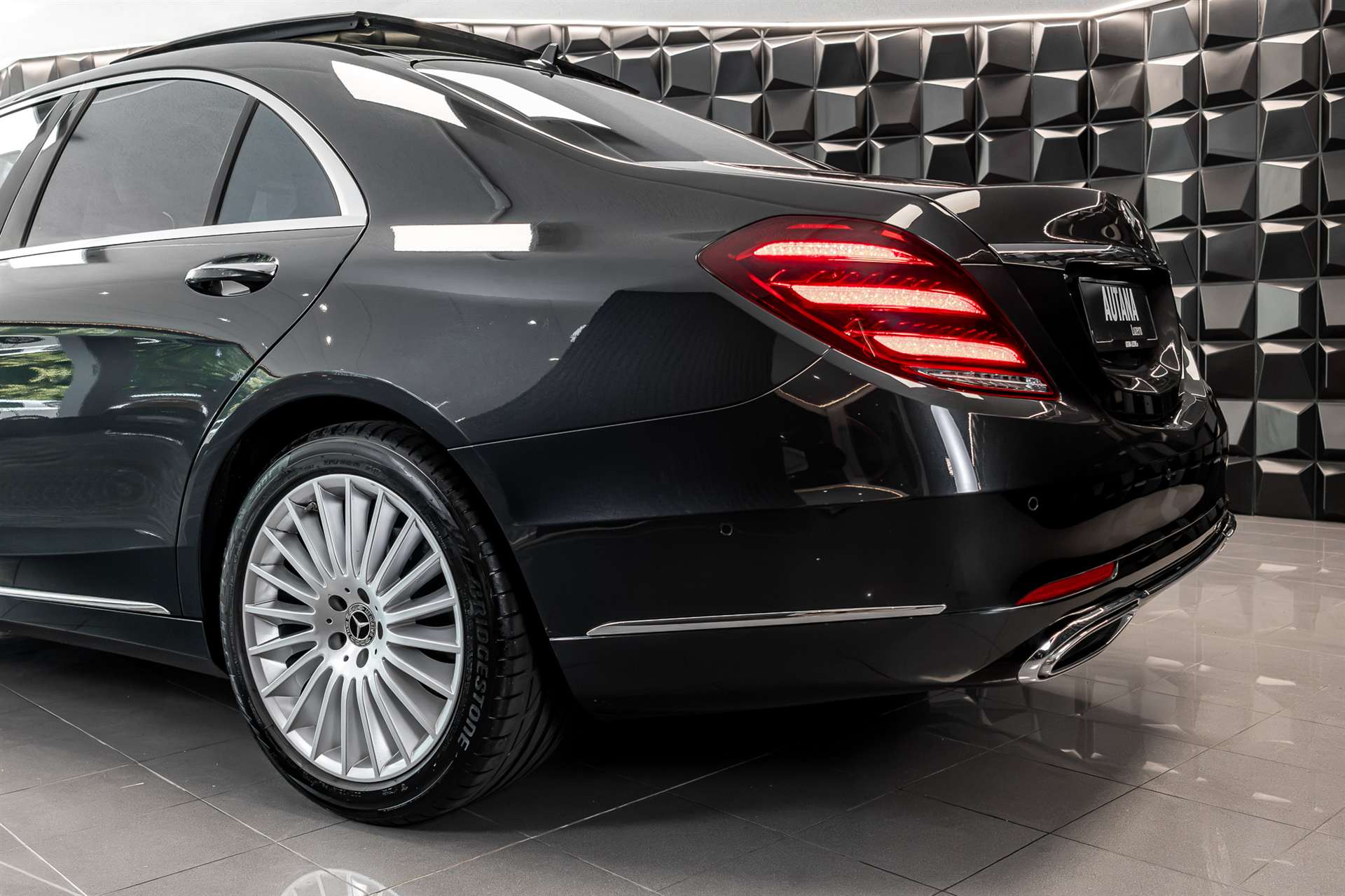 MERCEDES-BENZ S 400 d 4Matic 9G-Tronic-image-31