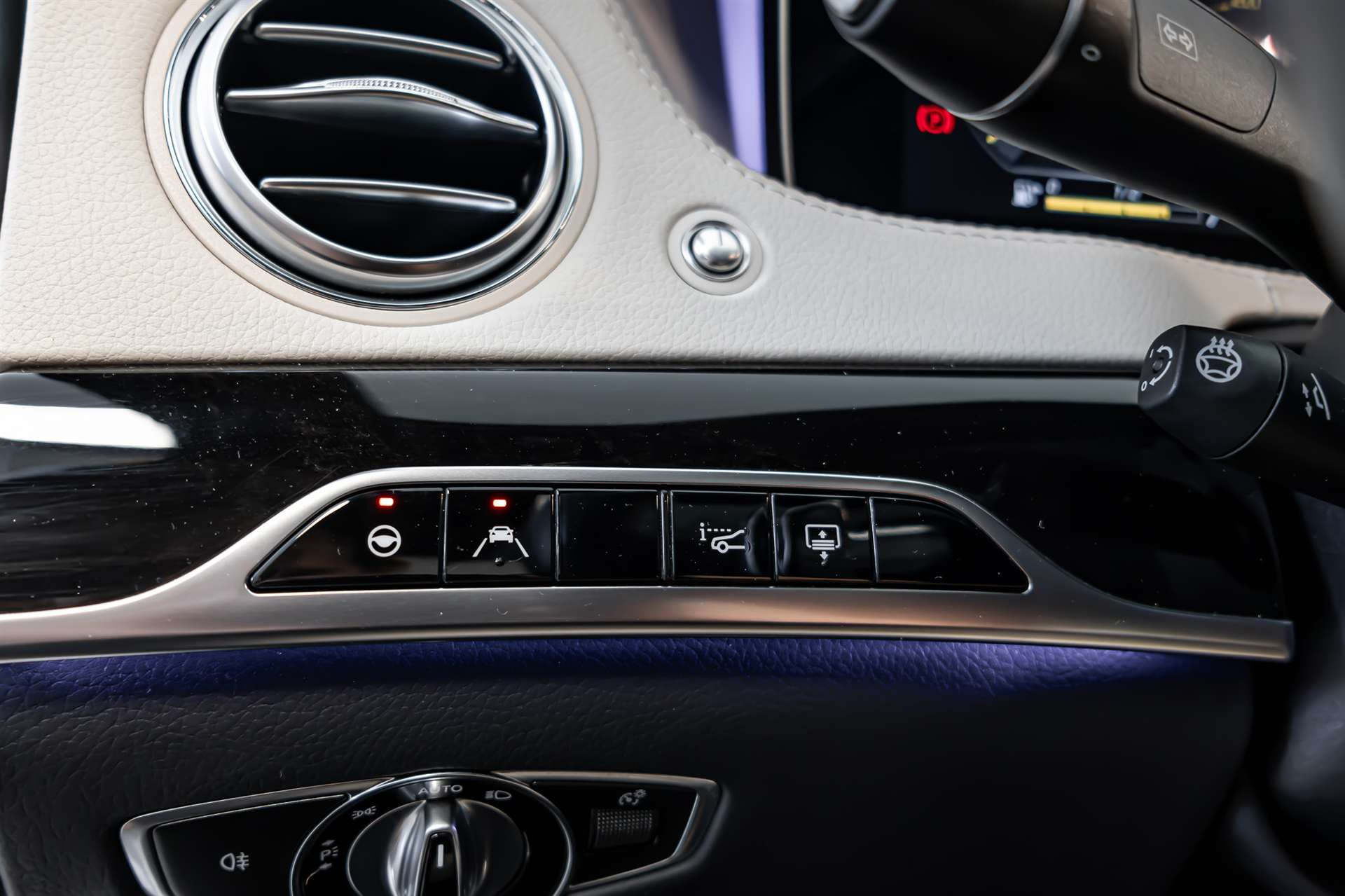 MERCEDES-BENZ S 400 d 4Matic 9G-Tronic-image-22