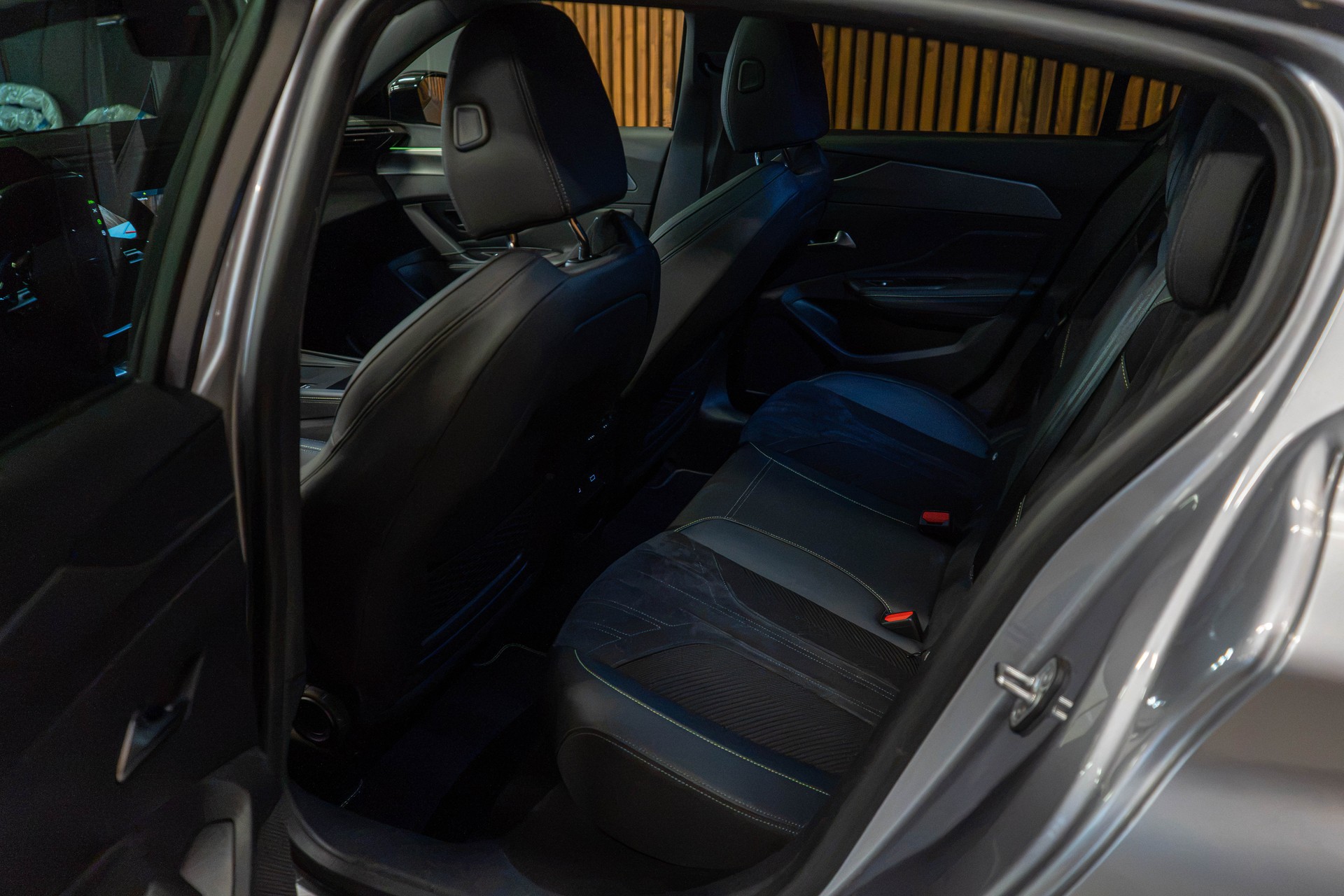 PEUGEOT 308 1.2 PureTech GT-image-10