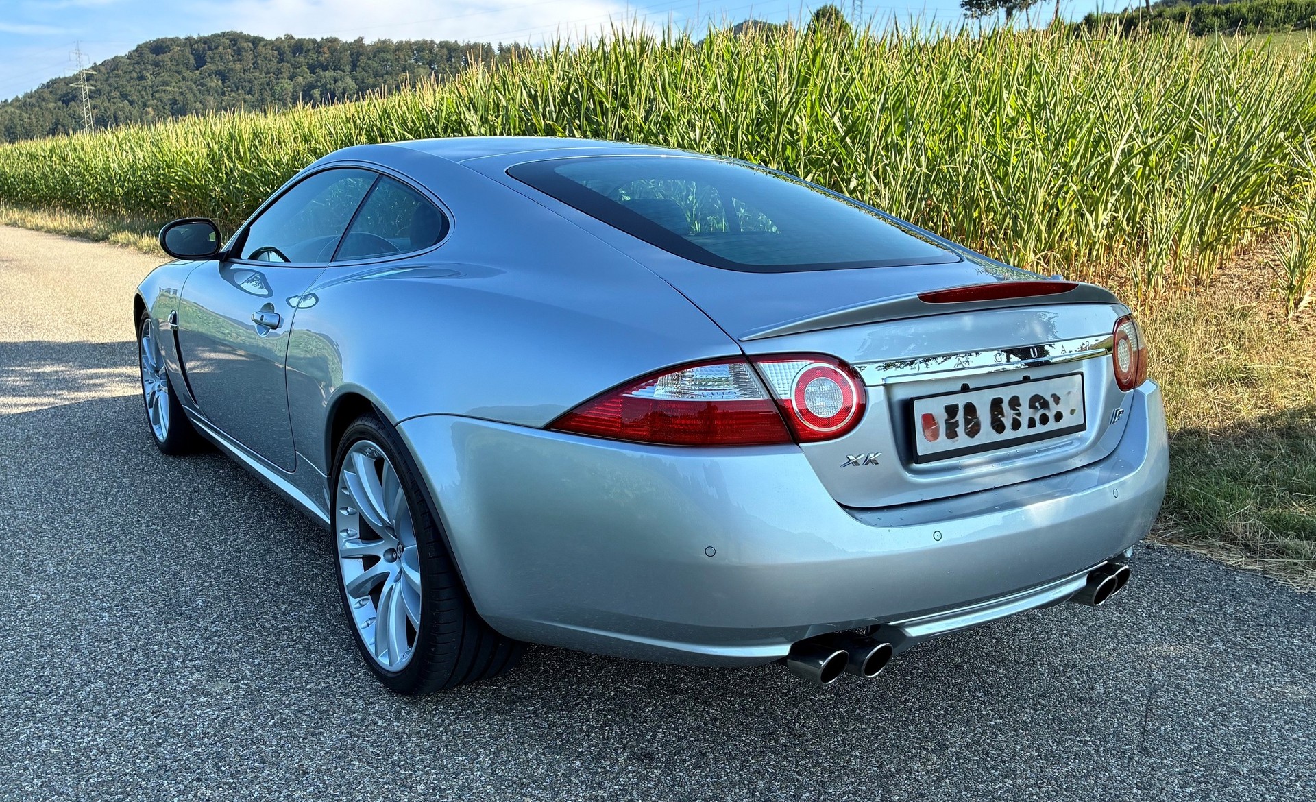 JAGUAR 4.2 XKR-image-2