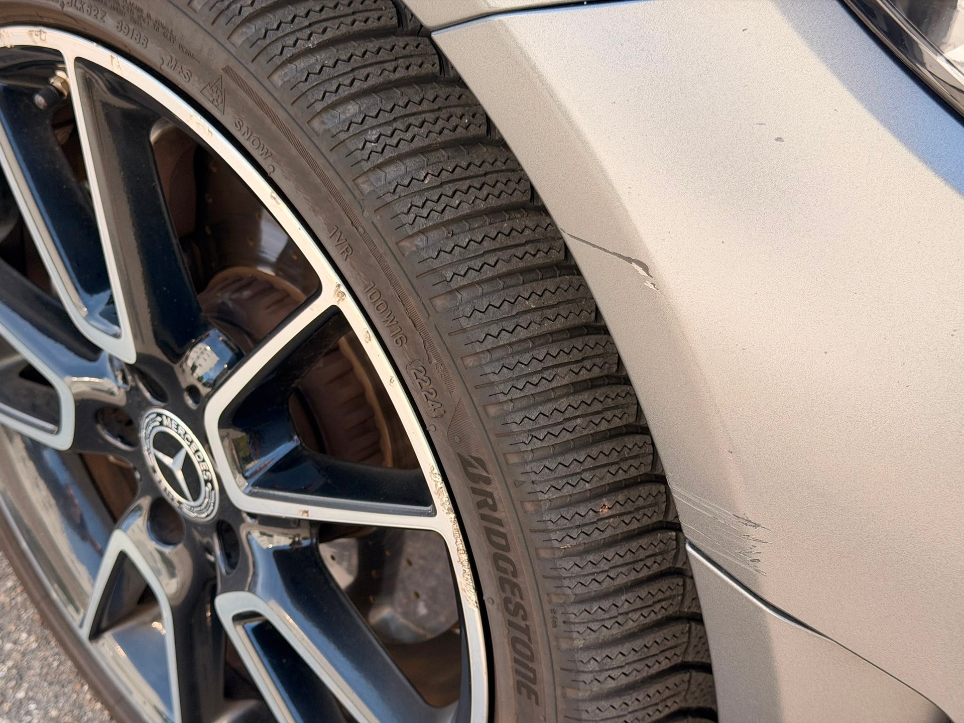 MERCEDES-BENZ C 400 AMG Line 4Matic 9G-Tronic-image-15