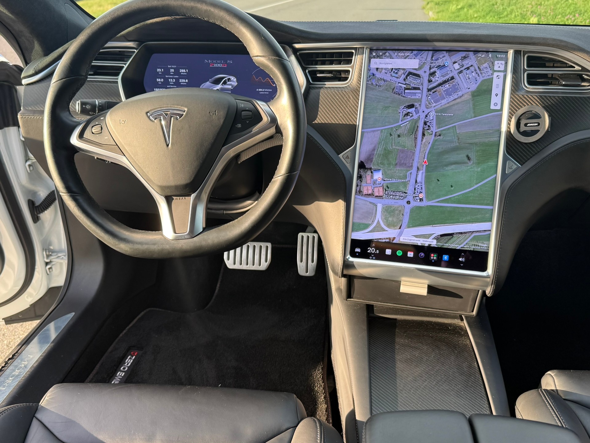 TESLA P100D Lebenslang Gratis Superchargen-image-11
