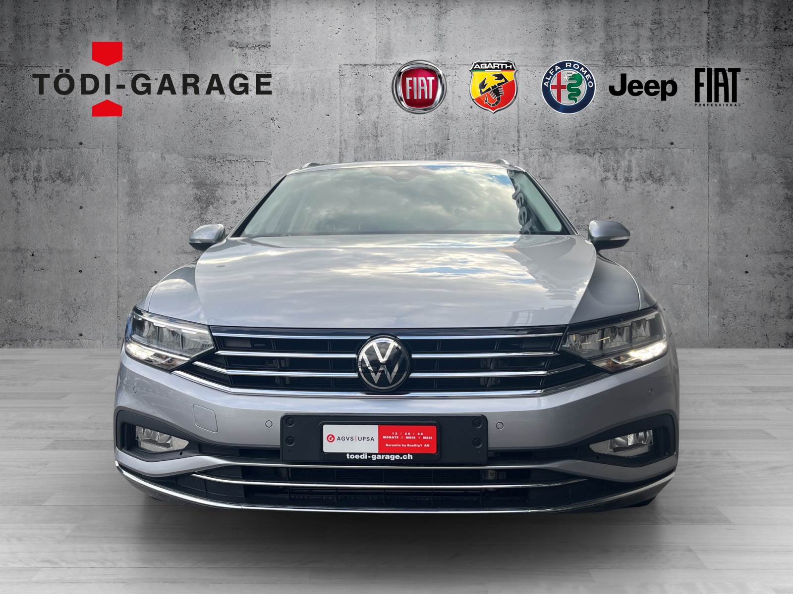 VW Passat Variant 2.0 TDI 200 Elegance DSG 4m-showroom-element-1
