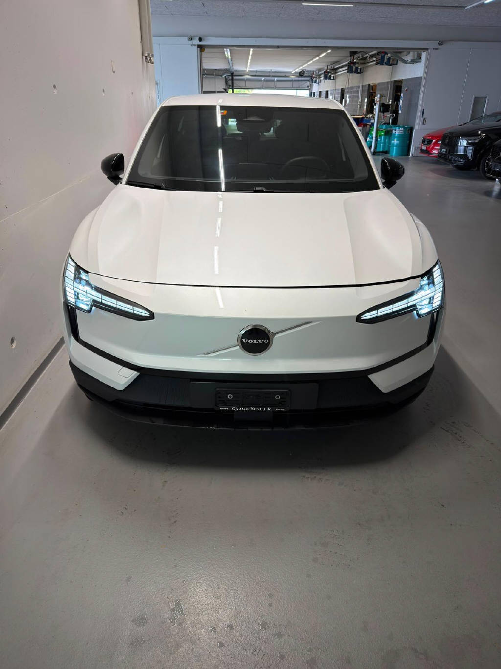 VOLVO EX 30 E60 Twin Plus Performance AWD-showroom-element-1