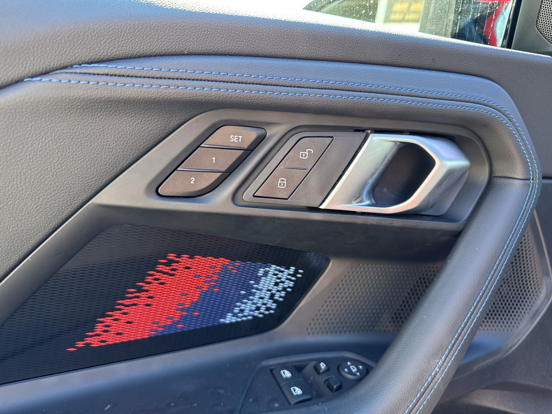 BMW M240i xDrive Steptronic-image-15