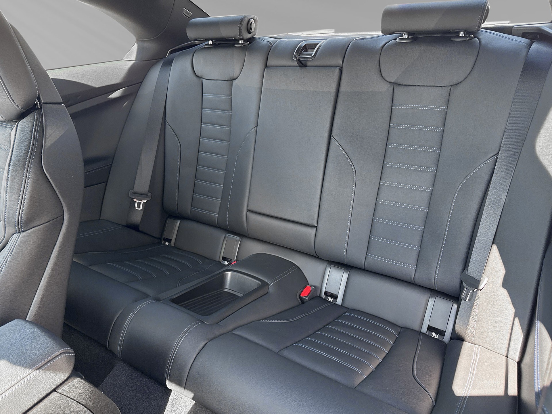 BMW M240i xDrive Steptronic-image-6