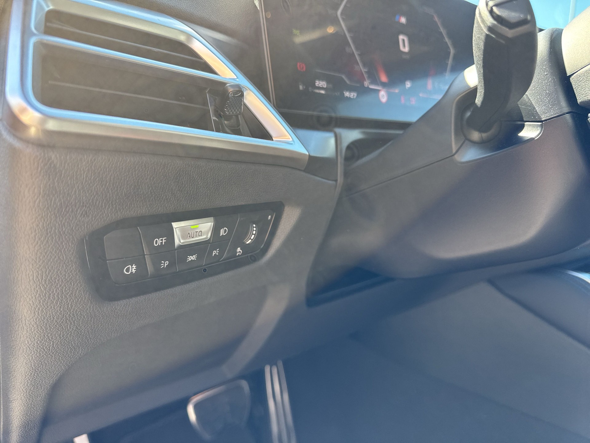 BMW M240i xDrive Steptronic-image-18